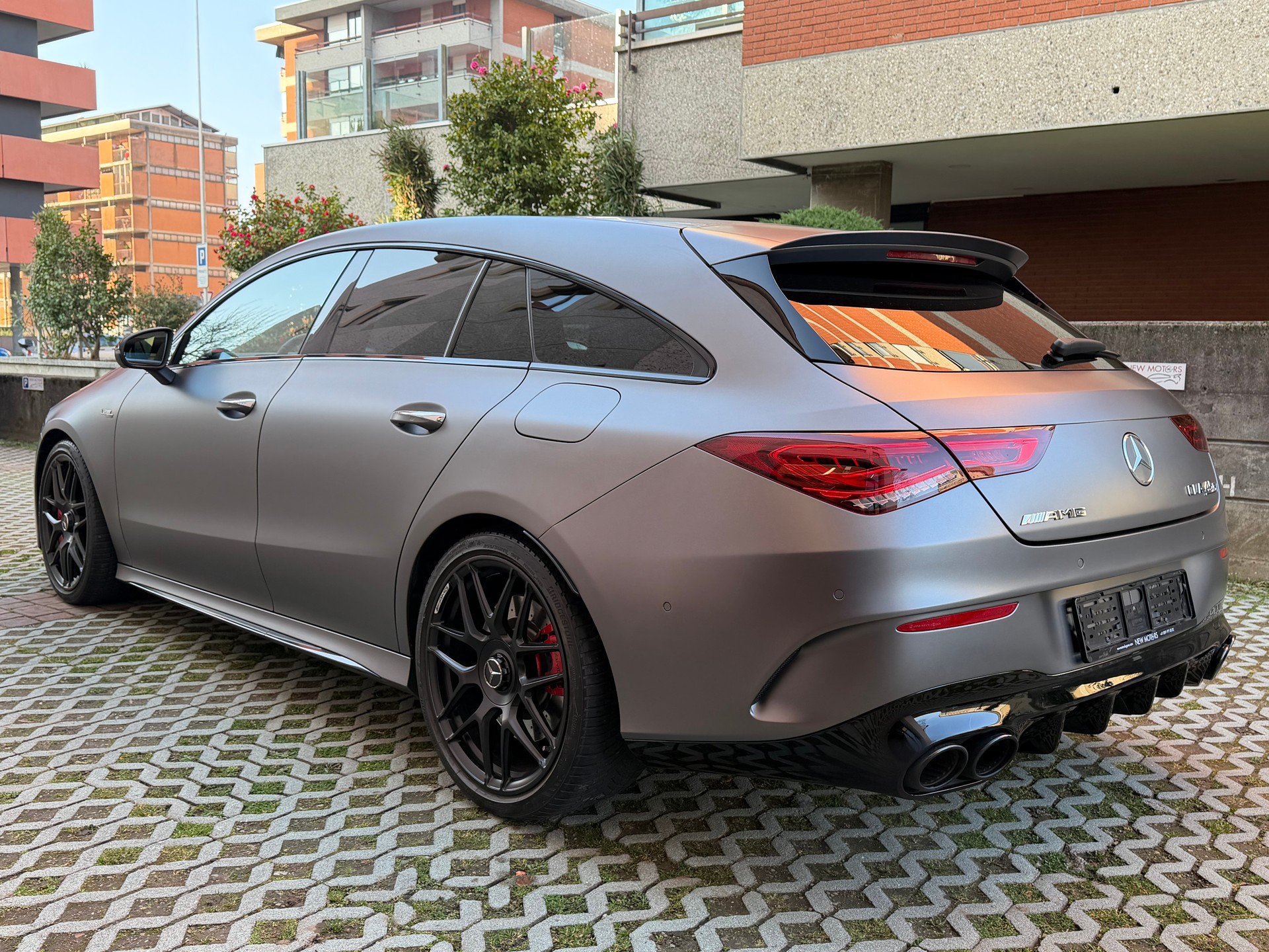 MERCEDES-BENZ CLA Shooting Brake 45 S AMG 4Matic+ 8G-DCT-image-6