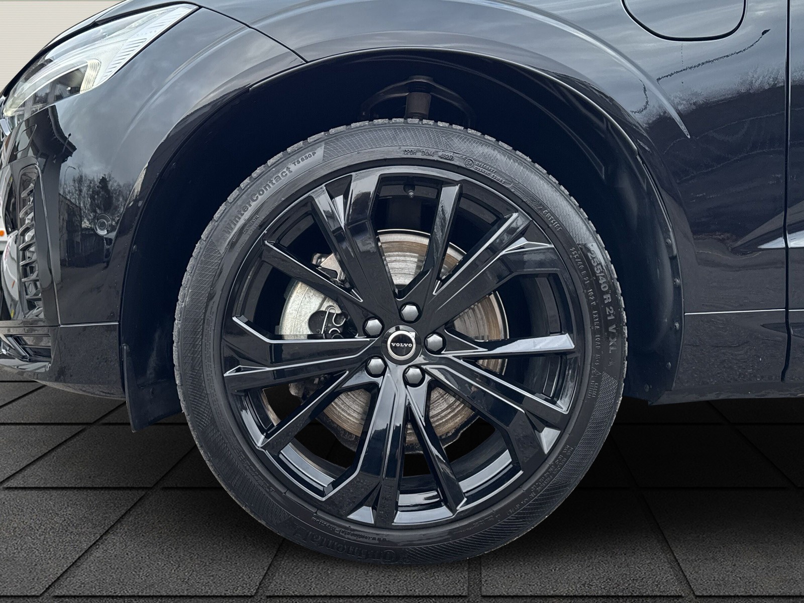 VOLVO XC60 2.0 T6 TE Black Edition eAWD-image-4