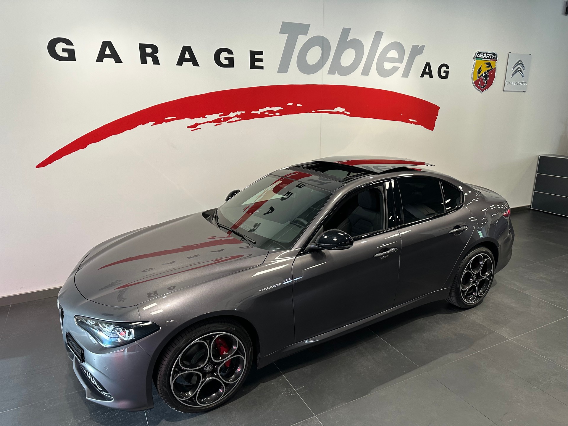 ALFA ROMEO Giulia 2.2 JTDM Veloce Q4 AT8-image-8