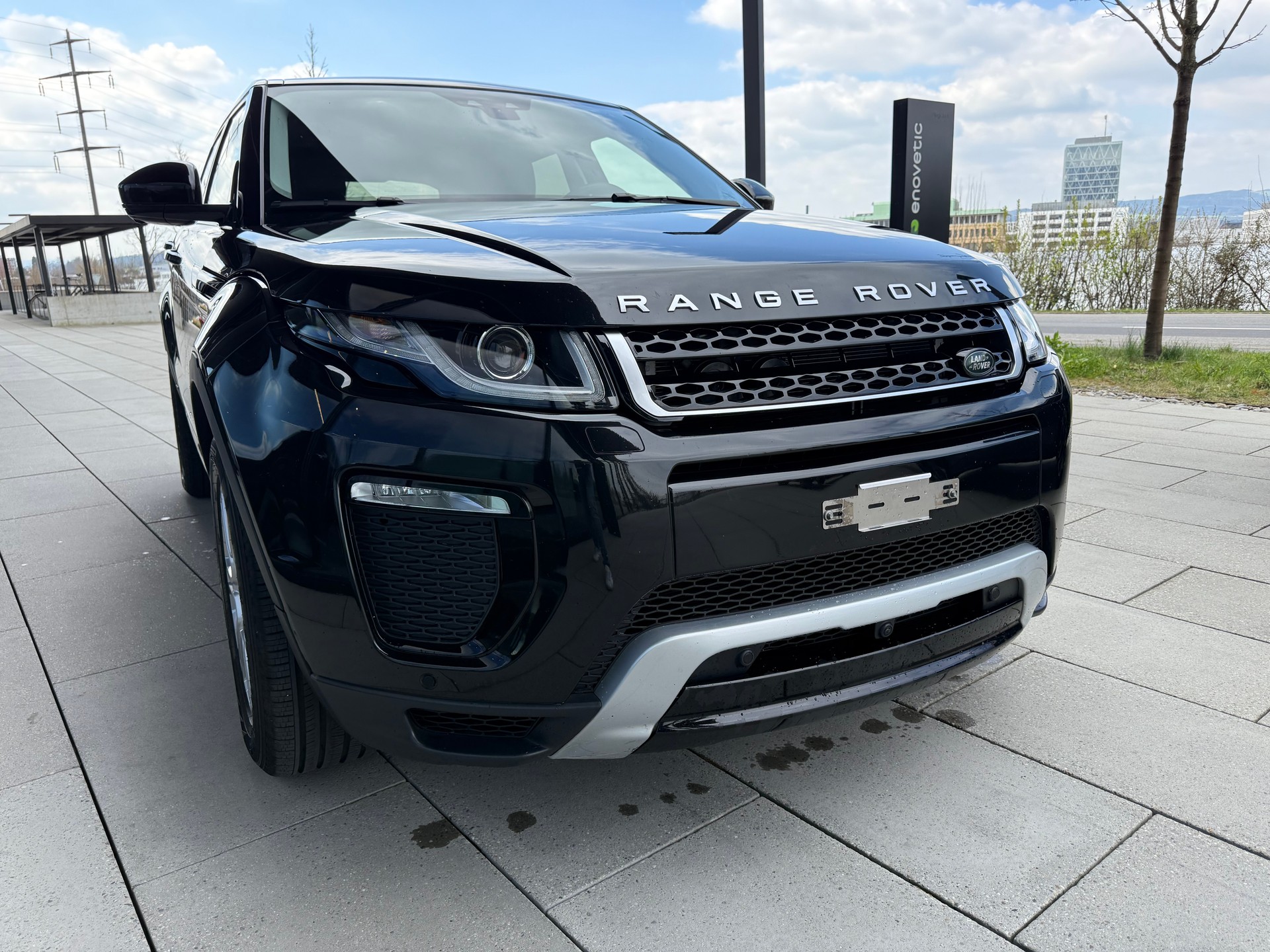 LAND ROVER Range Rover Evoque 2.0 Si4 SE Advantage AT9-image-2