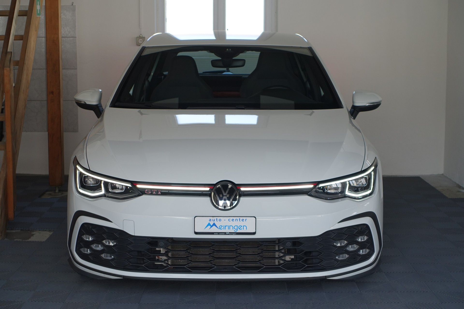 VW Golf 2.0 TSI GTI DSG-showroom-element-2