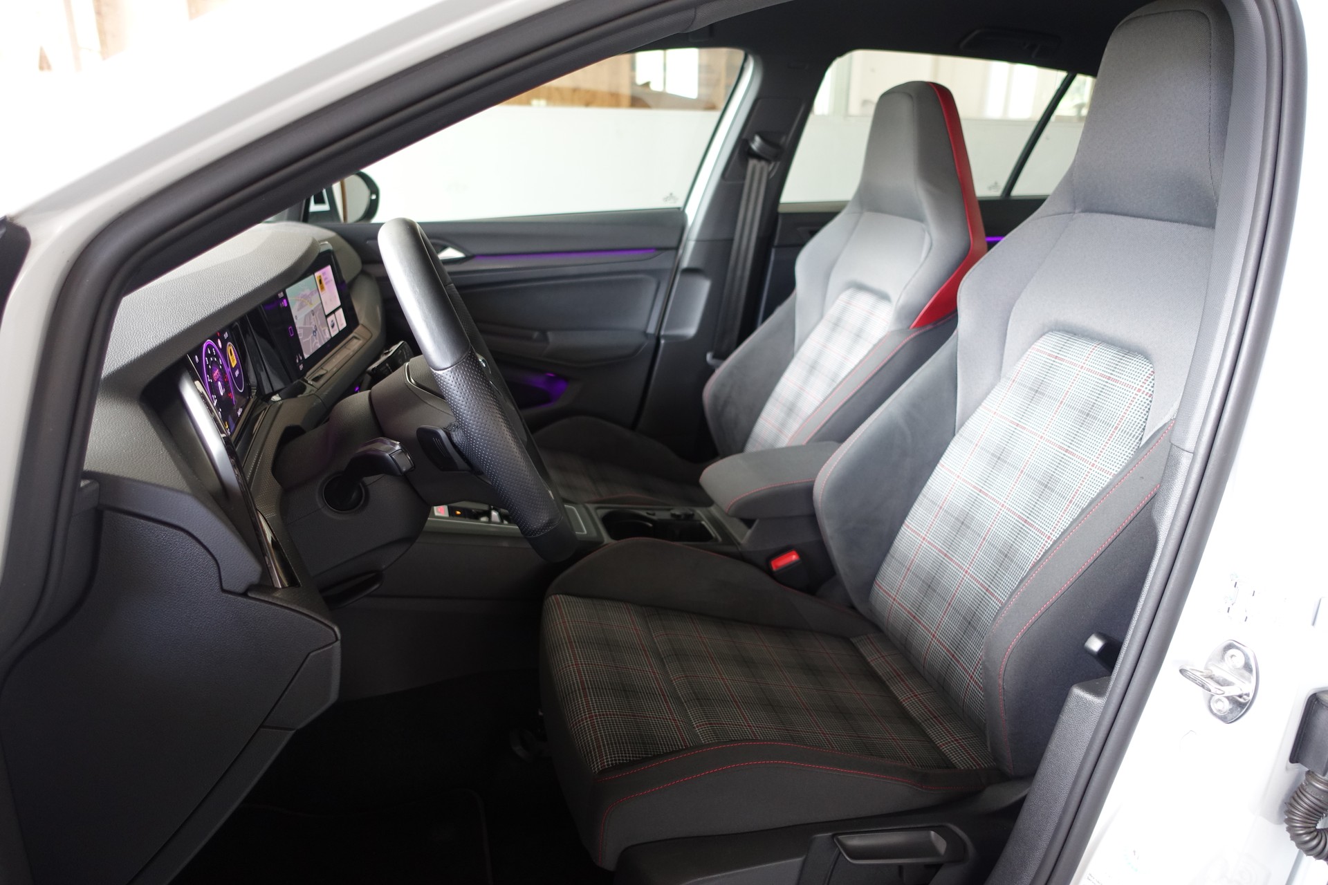 VW Golf 2.0 TSI GTI DSG-image-15