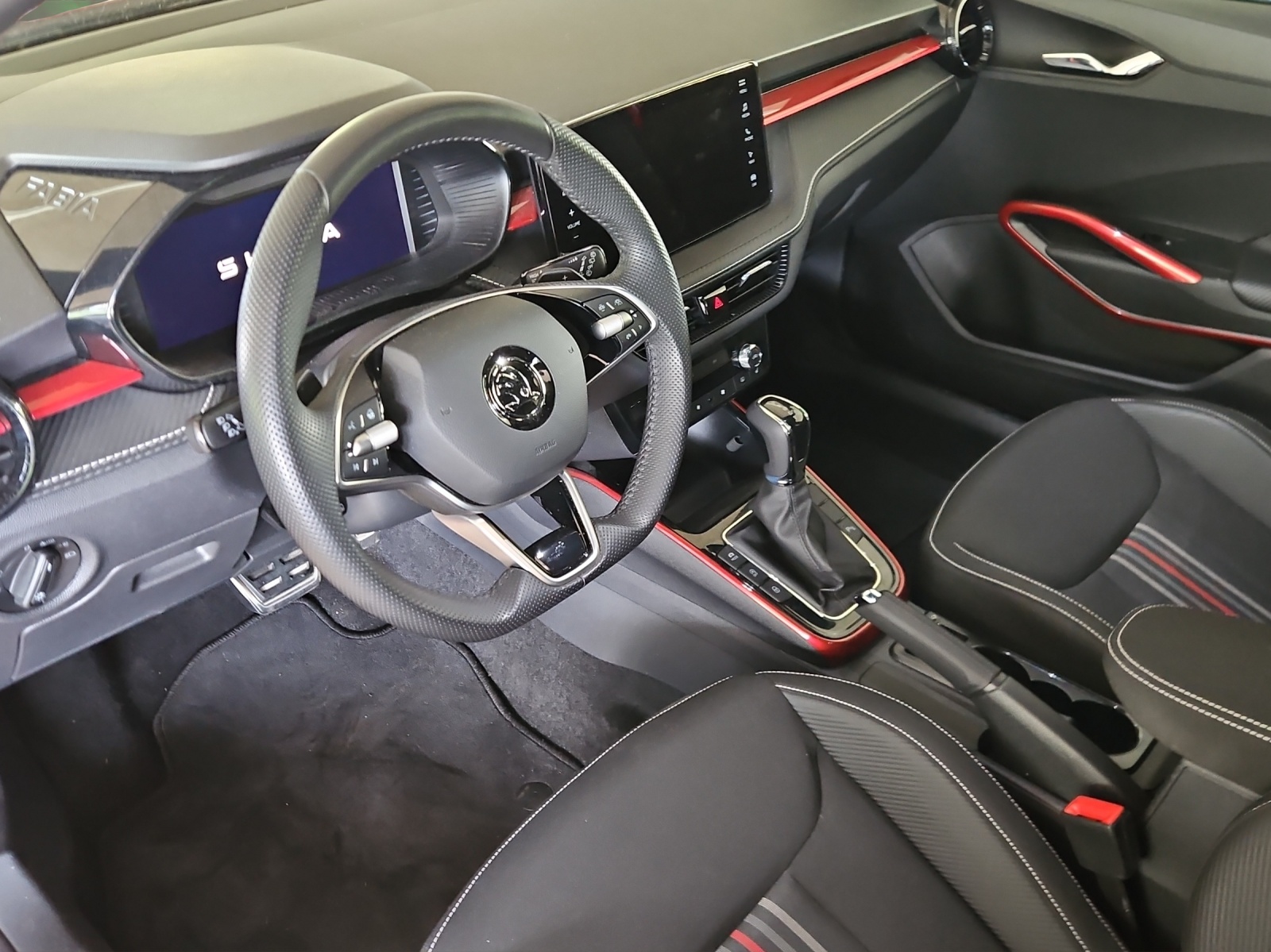 SKODA Fabia 1.0 TSI Monte Carlo DSG-image-6