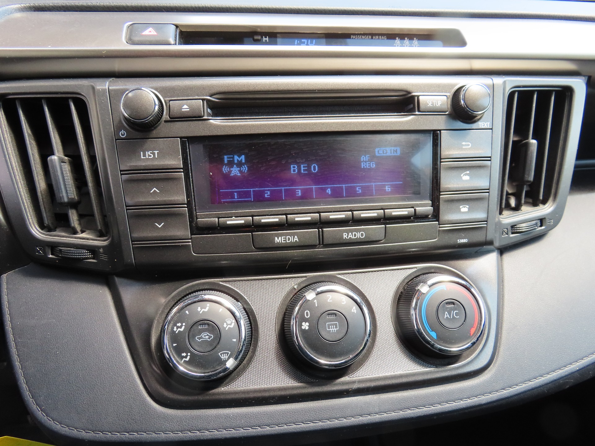 TOYOTA RAV-4 2.0 16V Luna Multidrive S-image-9