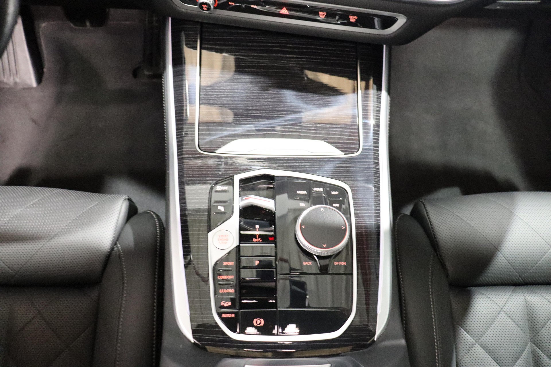 BMW X5 30d xDrive SAG-image-16