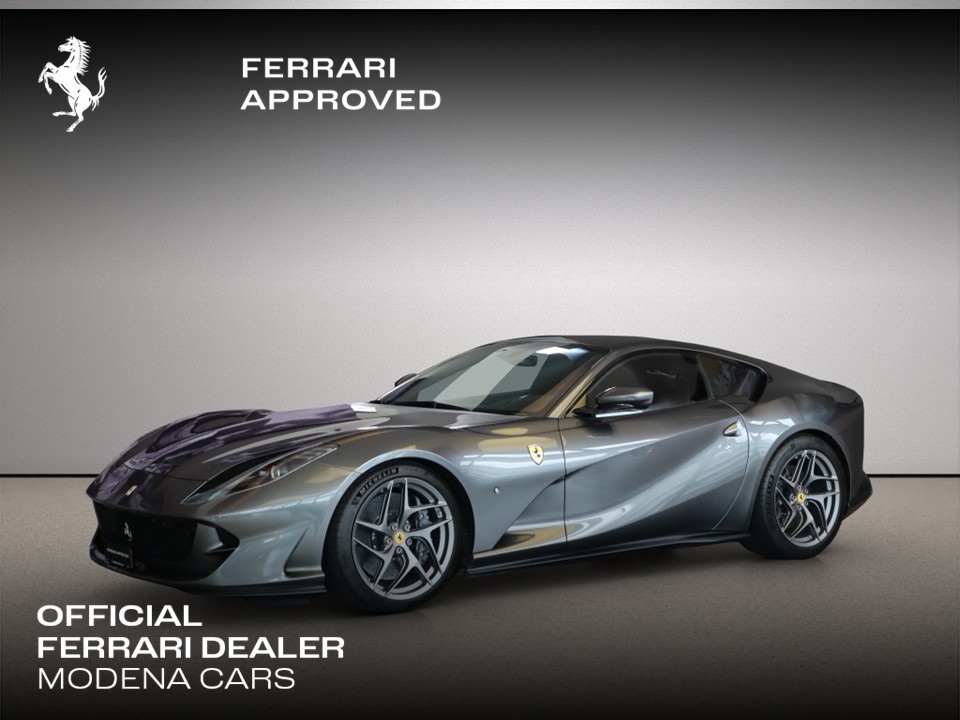 FERRARI 812 Superfast