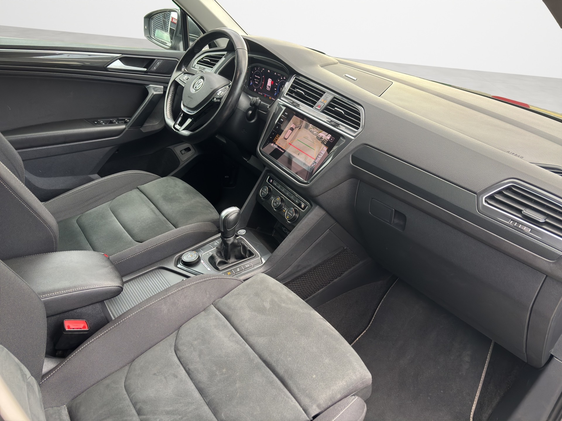 VW Tiguan 2.0TSI Highline 4Motion DSG-image-13