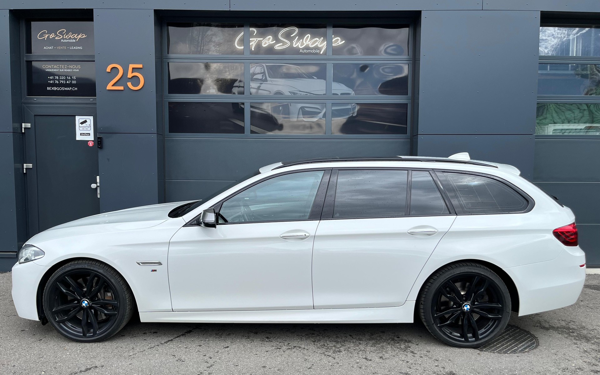 BMW M550d Touring xDrive Steptronic-image-4