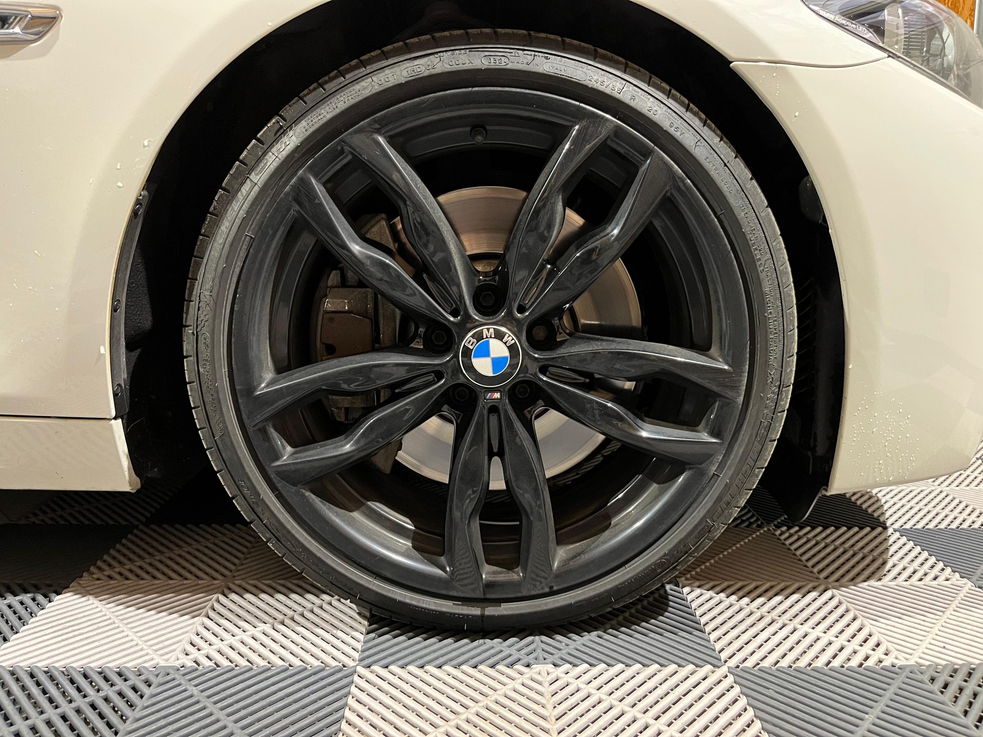 BMW M550d Touring xDrive Steptronic-image-19