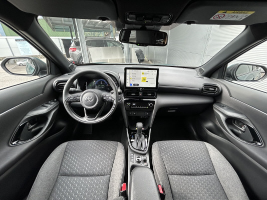 TOYOTA Yaris Cross 1.5 Trend AWD-image-5