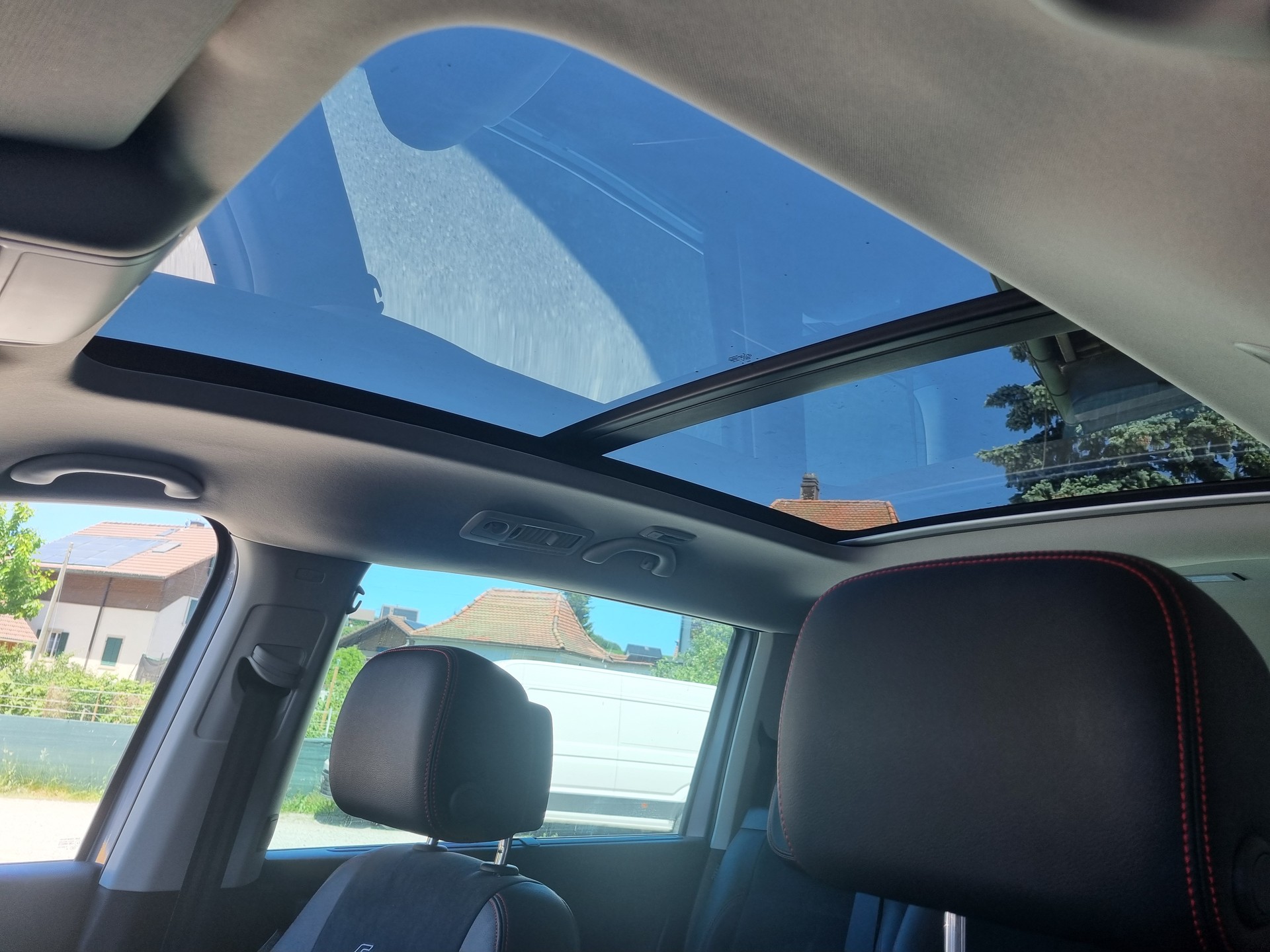 SEAT Alhambra 1.4 TSI FR Line DSG-image-17