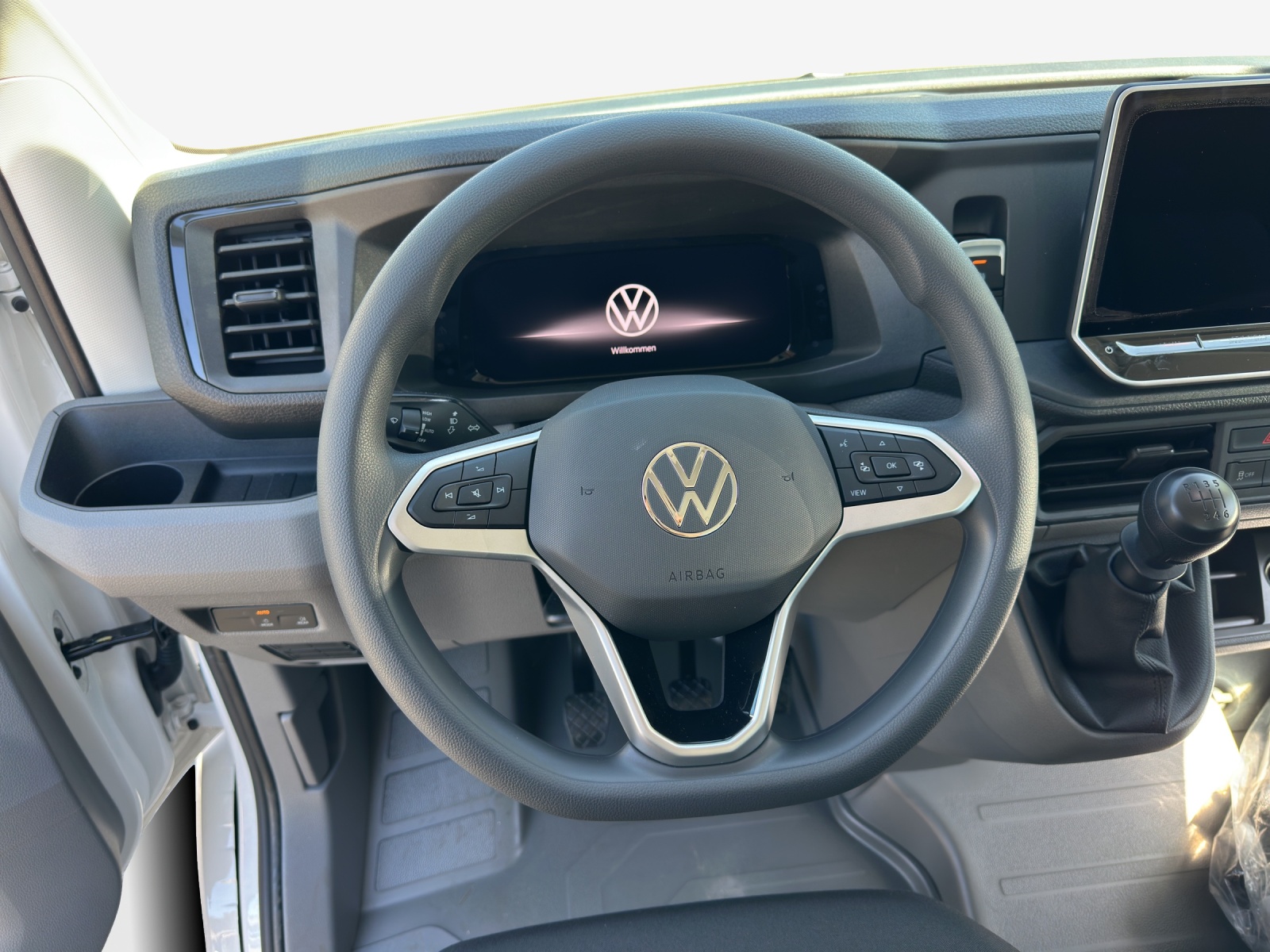VW Crafter 35 2.0 BiTDI L4-image-9
