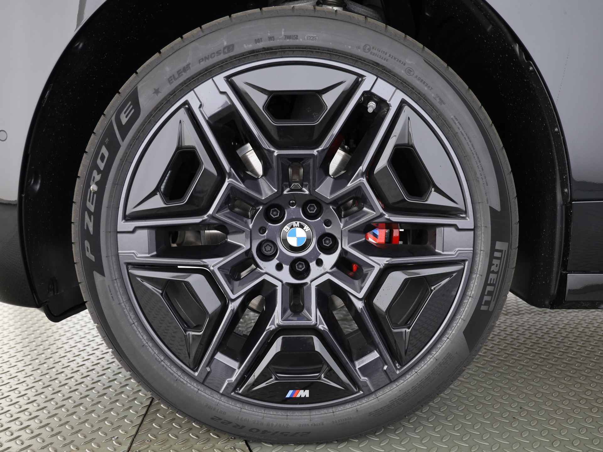 BMW iX xDrive60-image-20