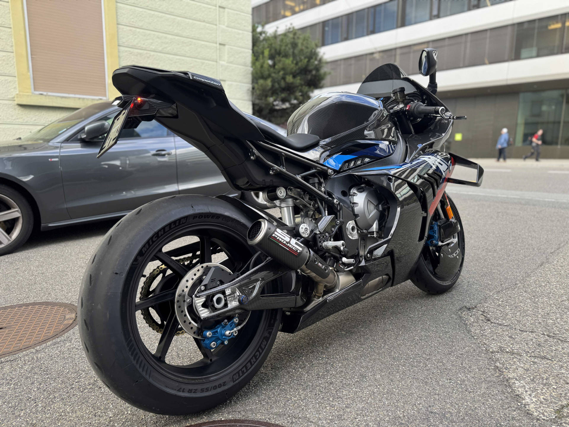 BMW M 1000 RR-image-3