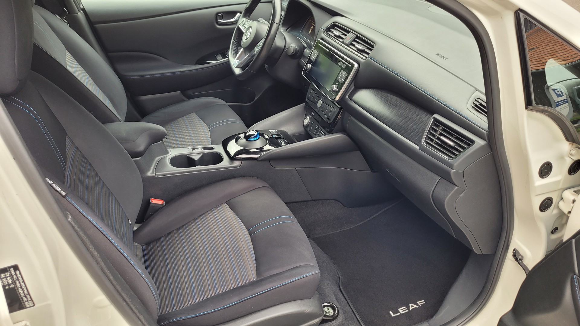 NISSAN Leaf N-Connecta (incl. battery)-image-18