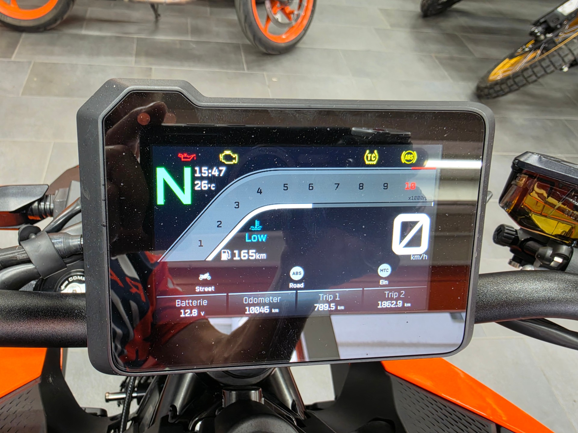 KTM 990 Duke-image-7