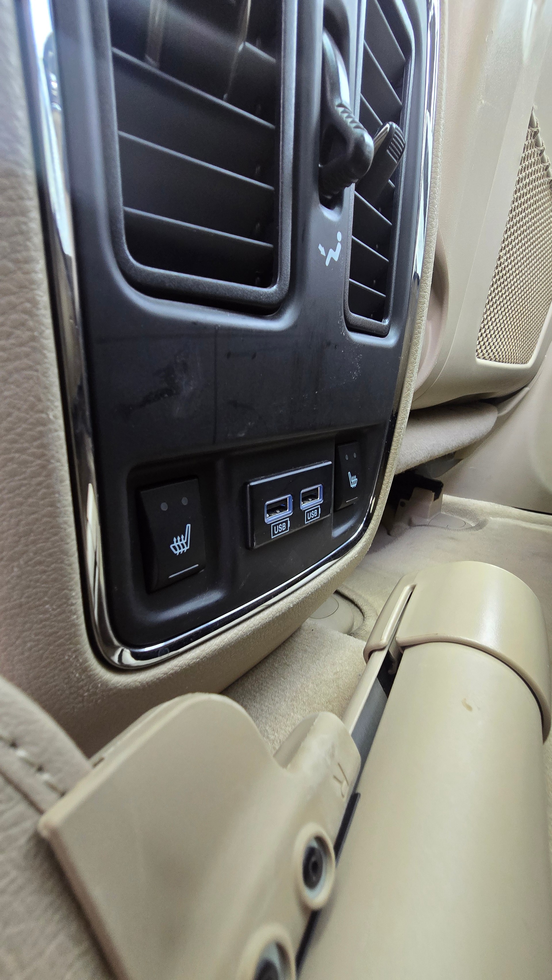 JEEP Grand Cherokee 3.0 CRD Overland Automatic-image-8