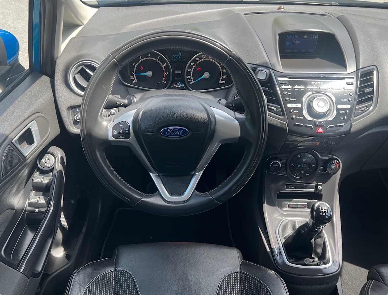 FORD Fiesta 1.0 SCTi Titanium-image-10