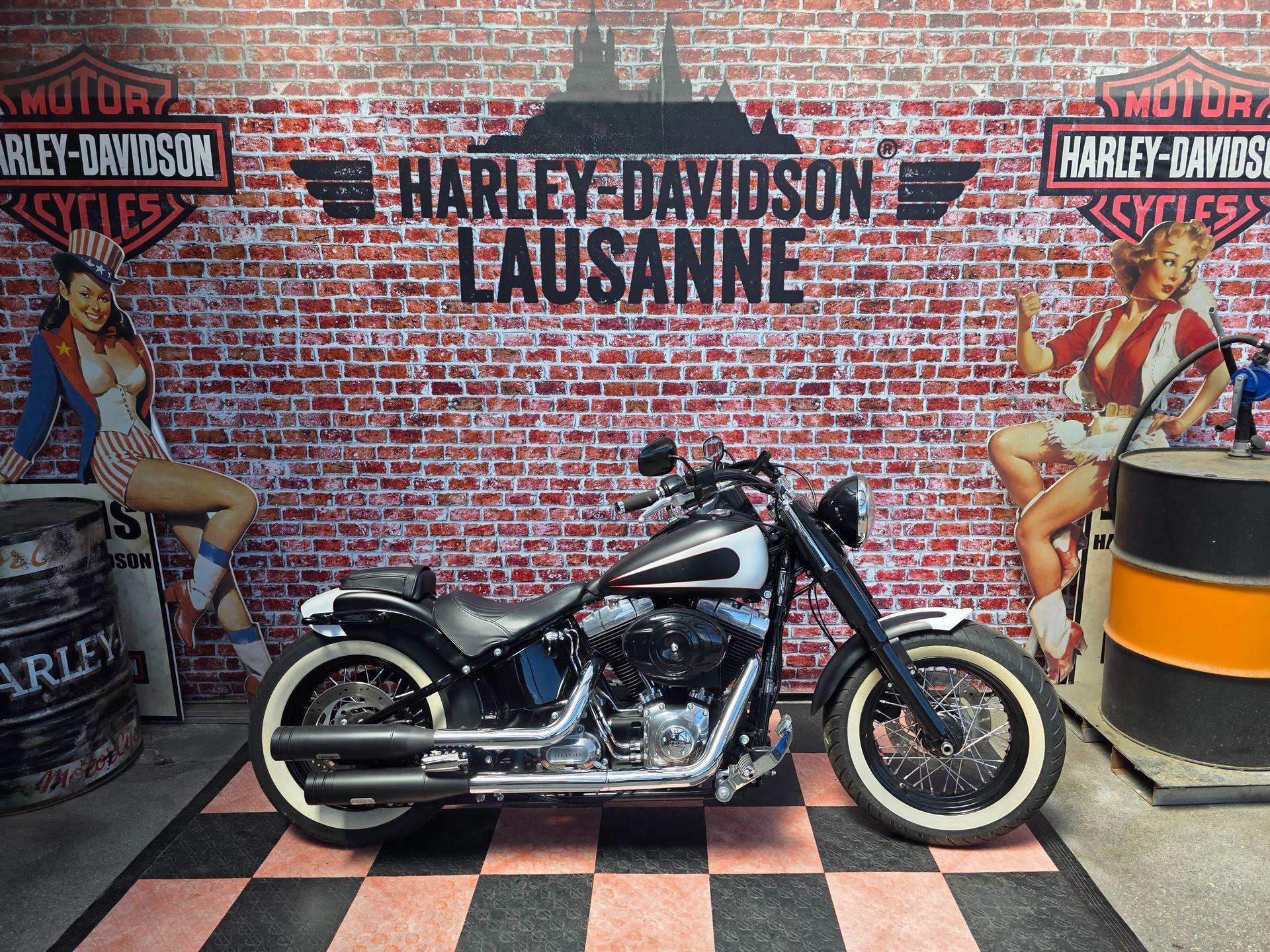 HARLEY-DAVIDSON FLS Softail Slim ABS-image-0