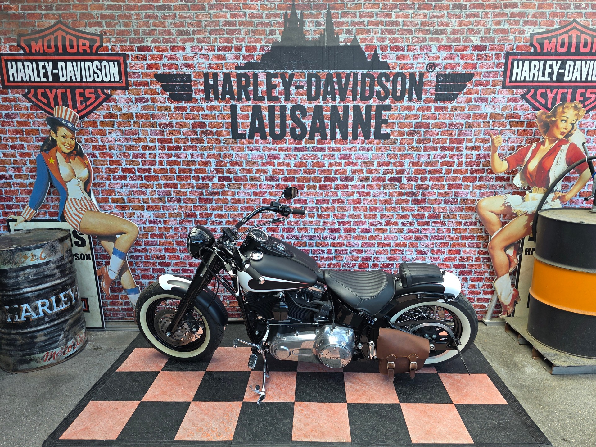 HARLEY-DAVIDSON FLS Softail Slim ABS-image-1