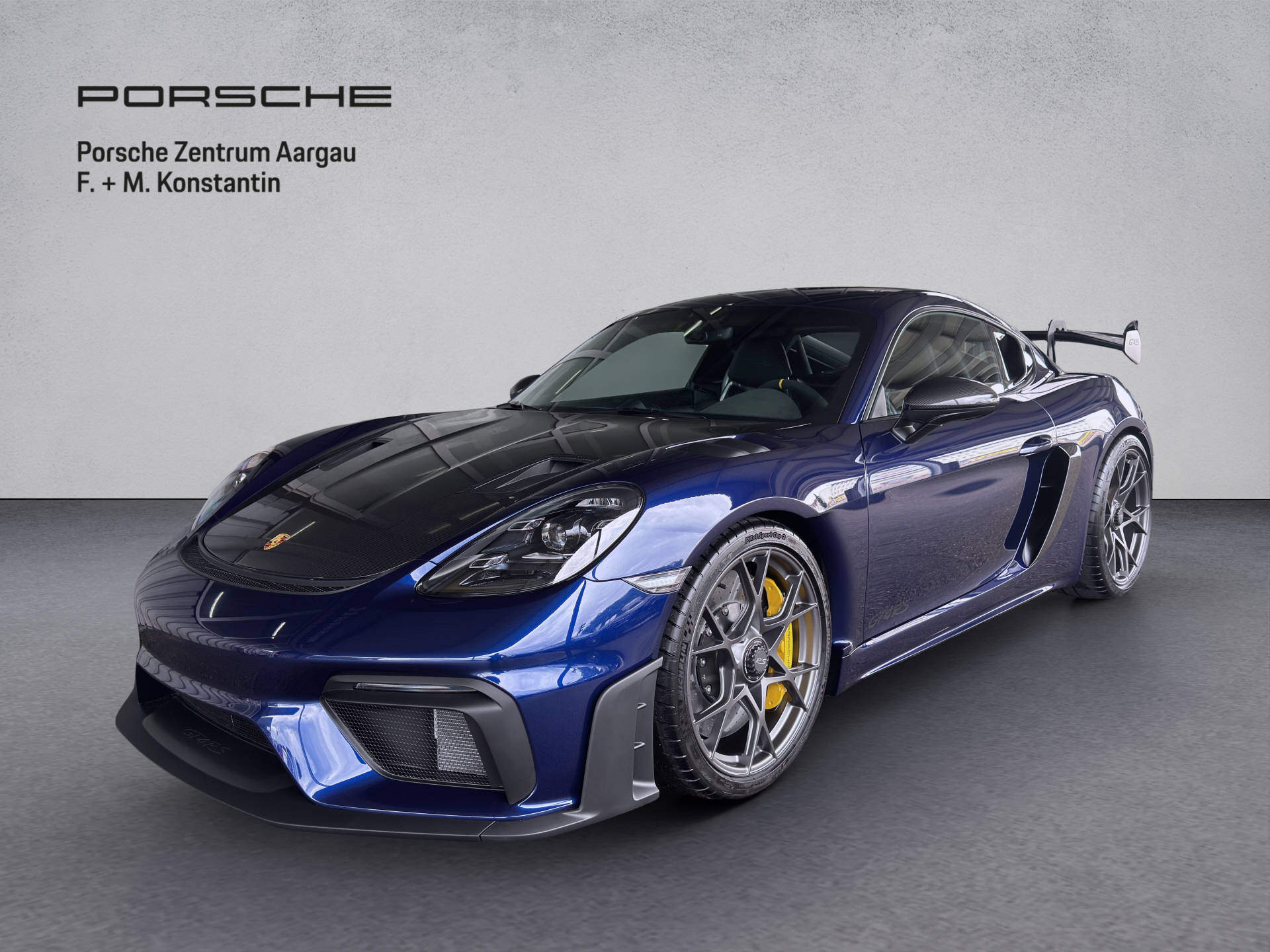 PORSCHE Cayman 718 GT4 RS