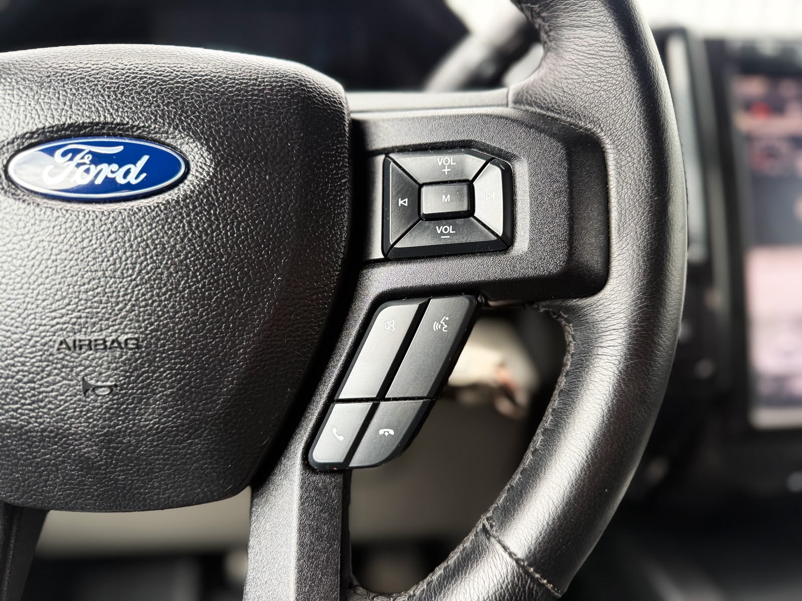 FORD F150 XLT-image-14