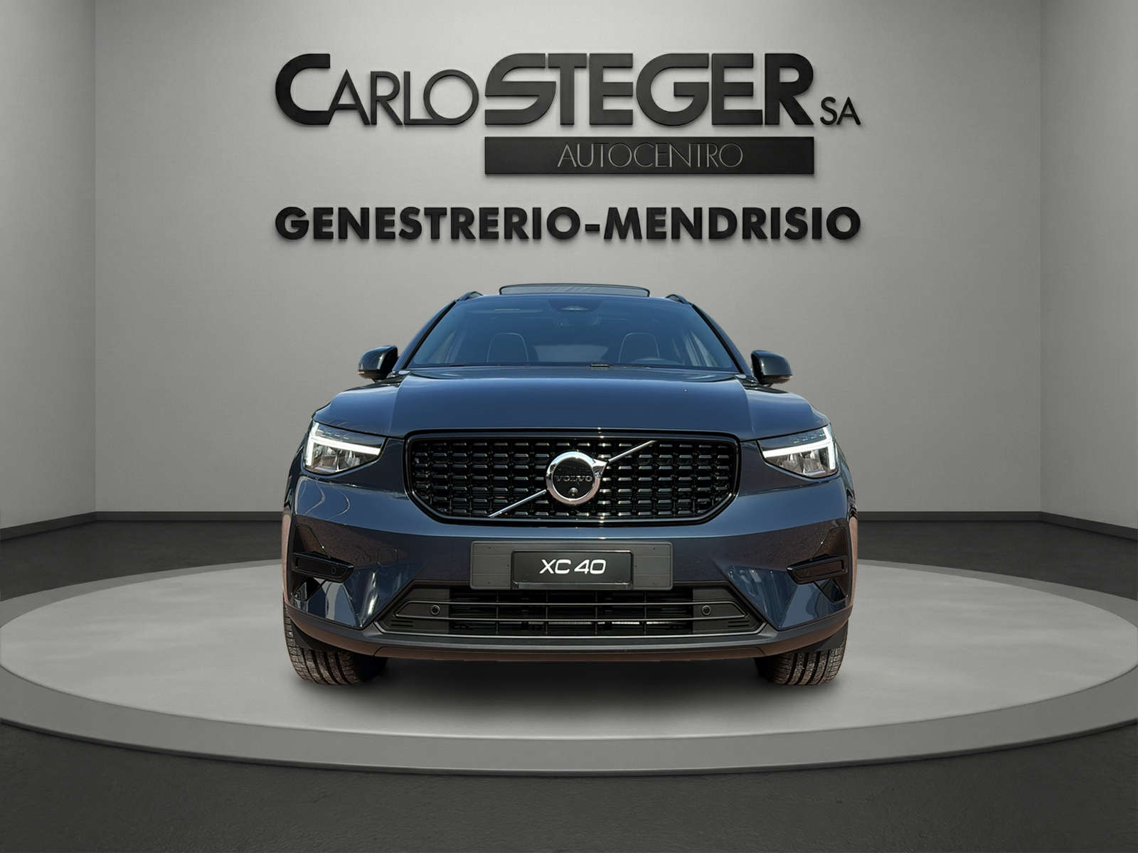 VOLVO XC40 B3 Benzin Mild Hybrid Plus Dark DCT-showroom-element-1