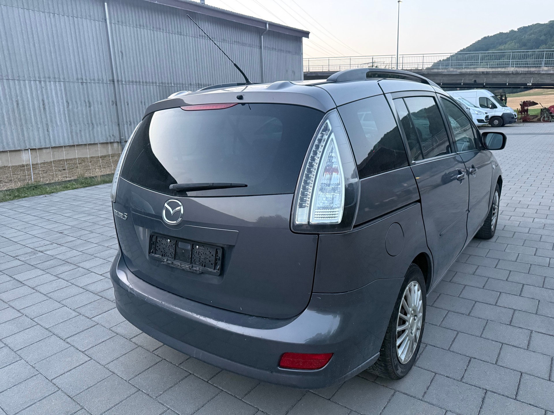 MAZDA 5 2.0 16V Exclusive-image-7