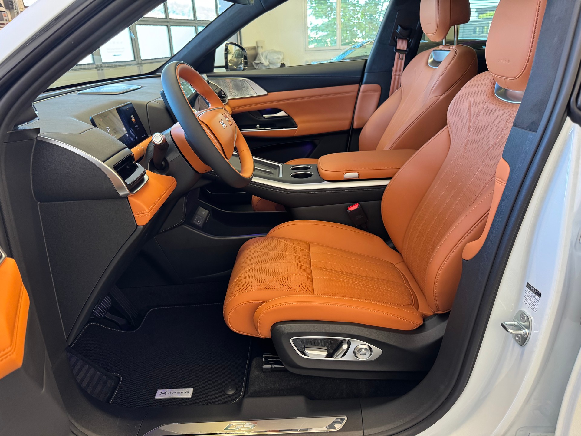 XPENG G9 93kWh Performance AWD 2026-image-14
