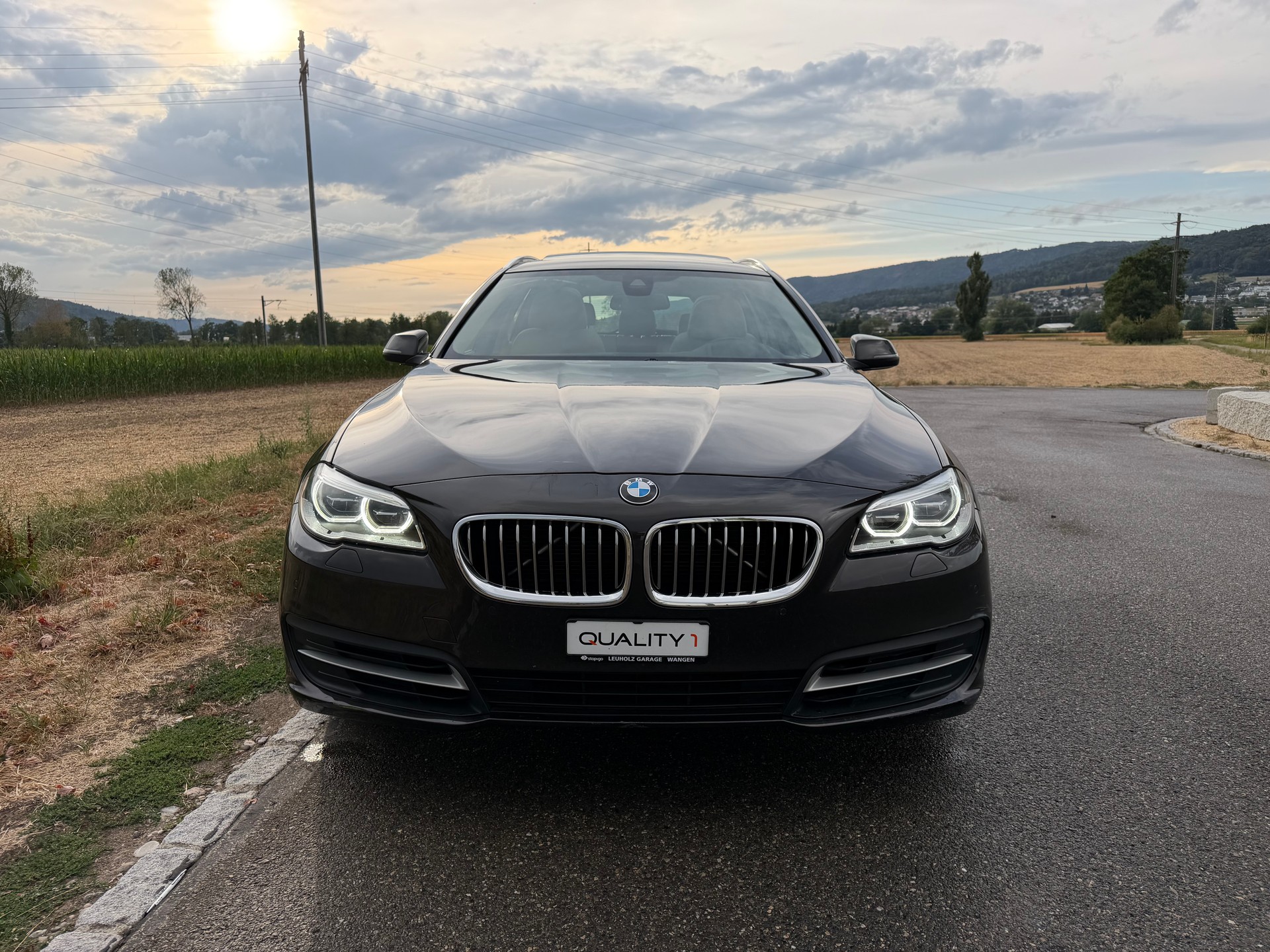 BMW 530d Touring xDrive Steptronic-showroom-element-3