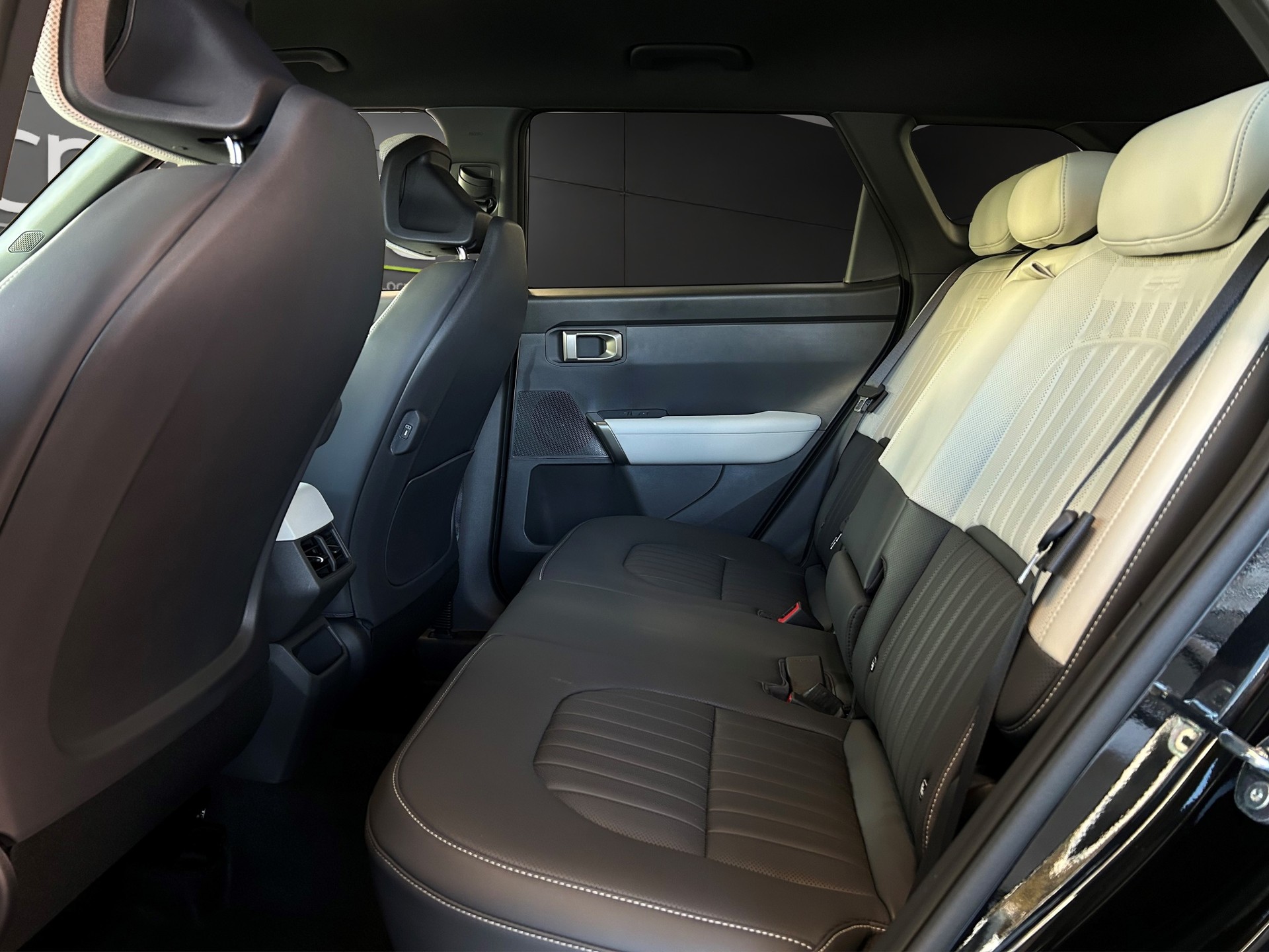 KIA Seltos 1.6 T-GDi GT-Line-image-9
