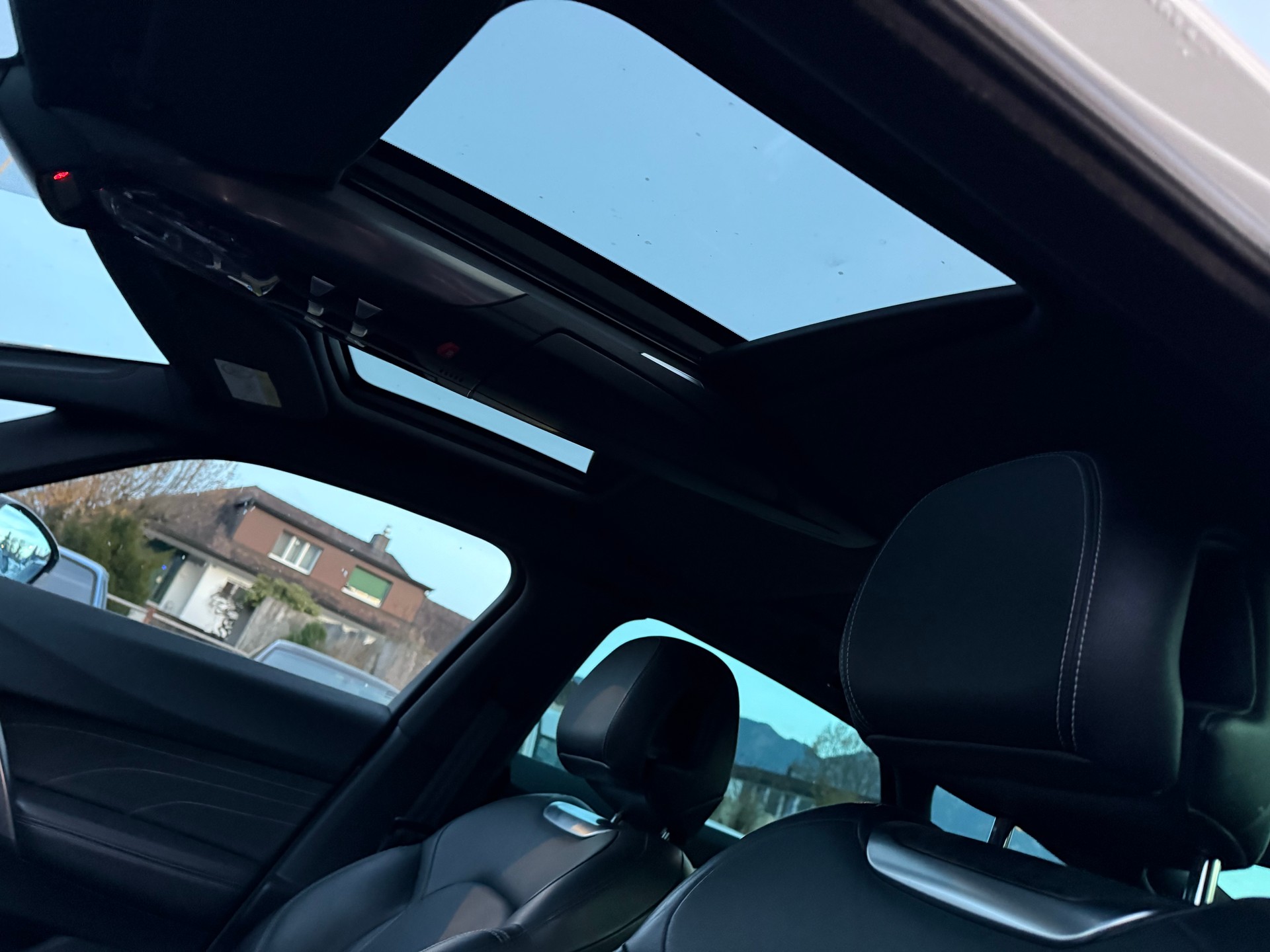 DS AUTOMOBILES DS5 Hybrid4 200 Faubourg Addict EG S6-image-13