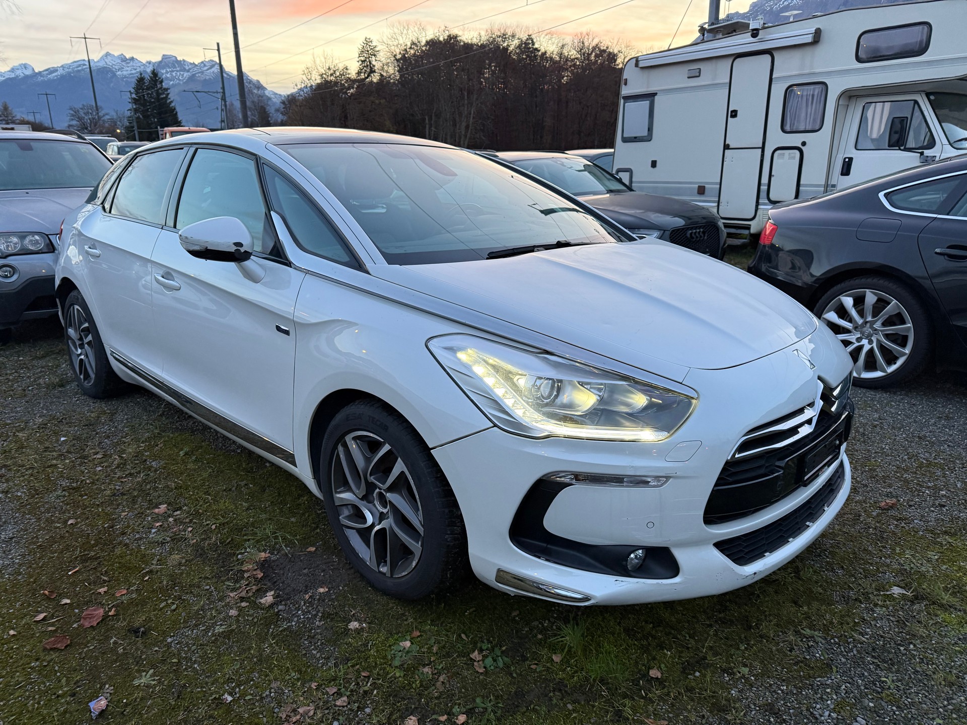 DS AUTOMOBILES DS5 Hybrid4 200 Faubourg Addict EG S6-image-8