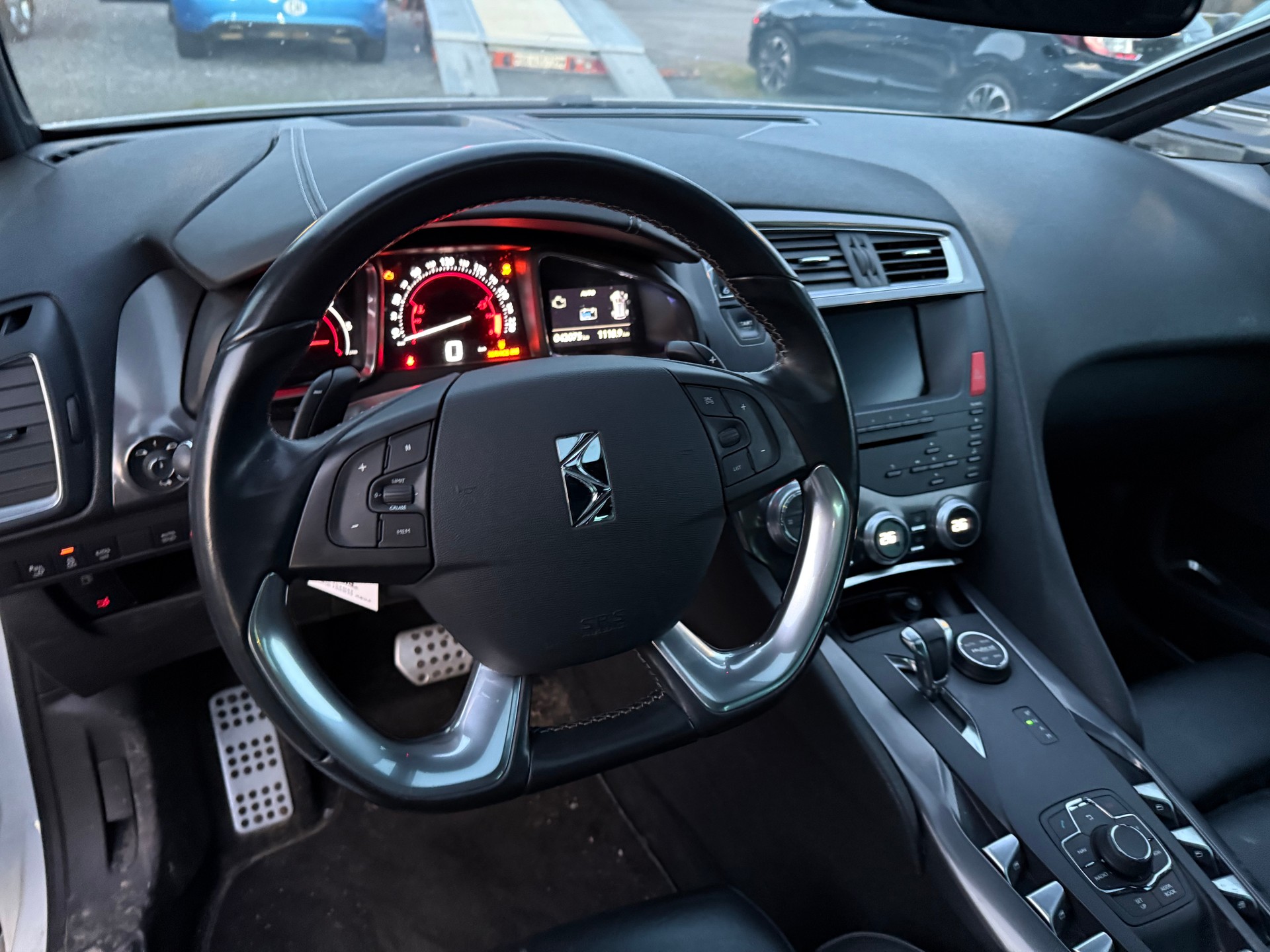 DS AUTOMOBILES DS5 Hybrid4 200 Faubourg Addict EG S6-image-11