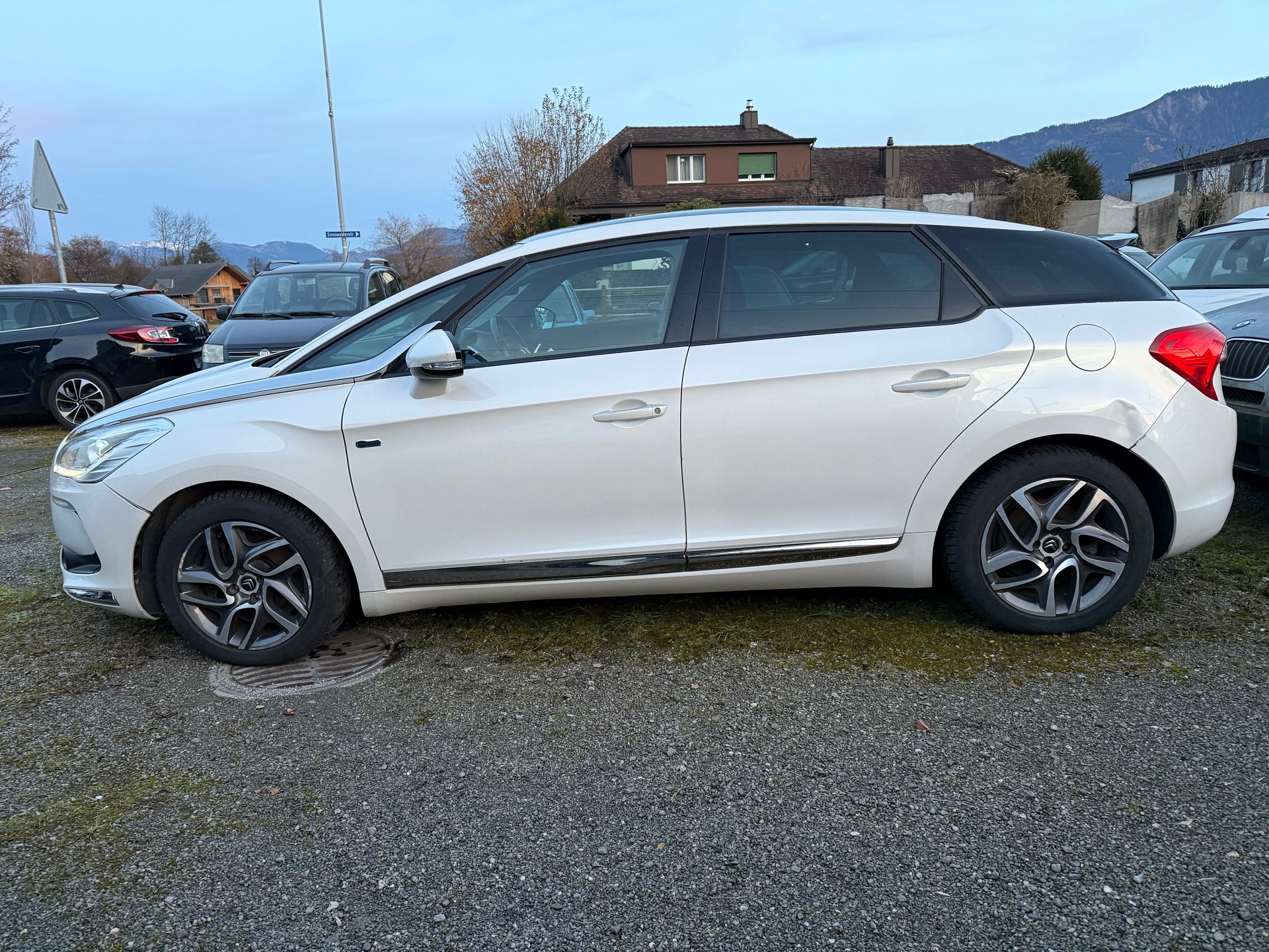 DS AUTOMOBILES DS5 Hybrid4 200 Faubourg Addict EG S6-image-1