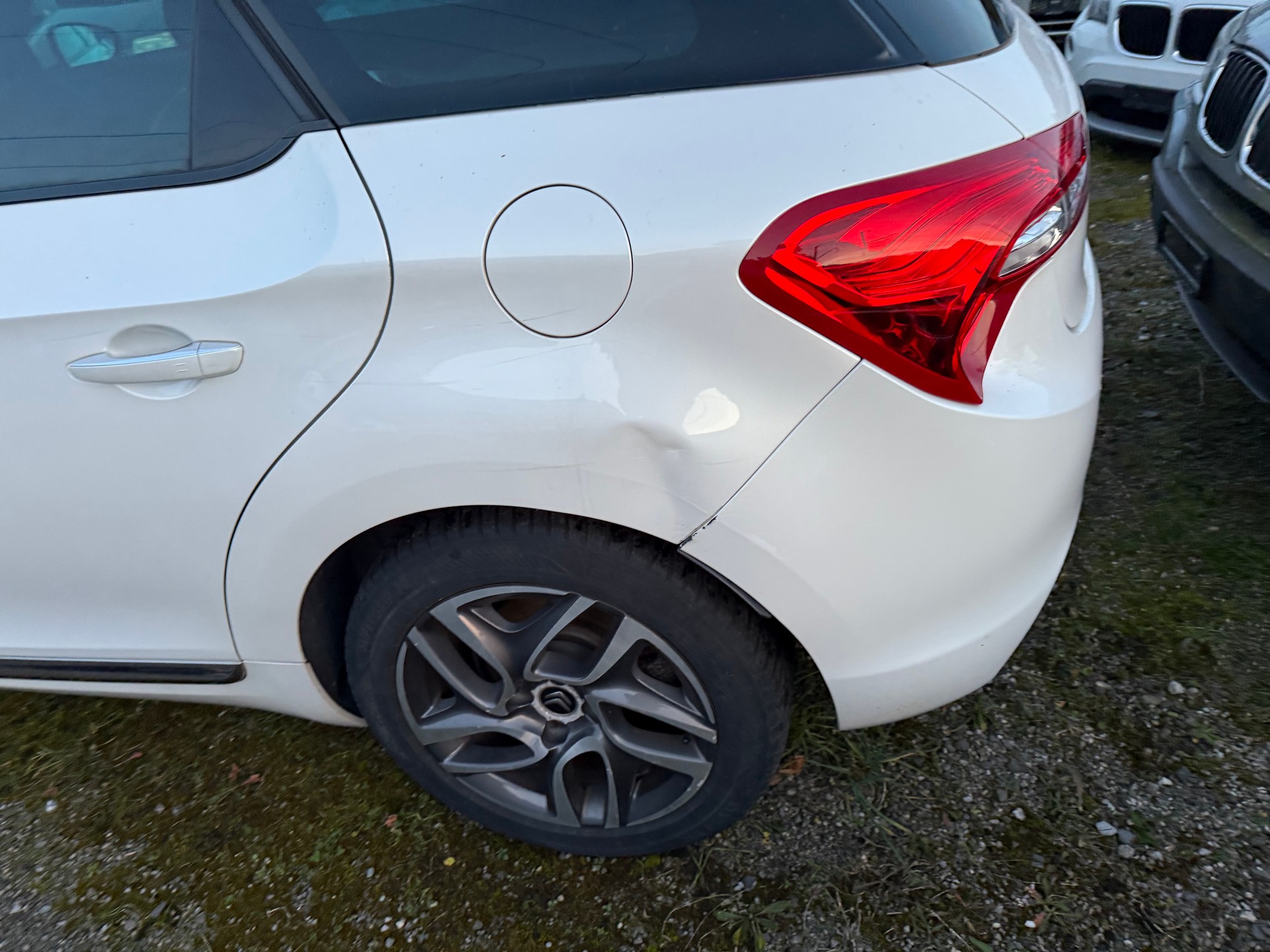 DS AUTOMOBILES DS5 Hybrid4 200 Faubourg Addict EG S6-image-3