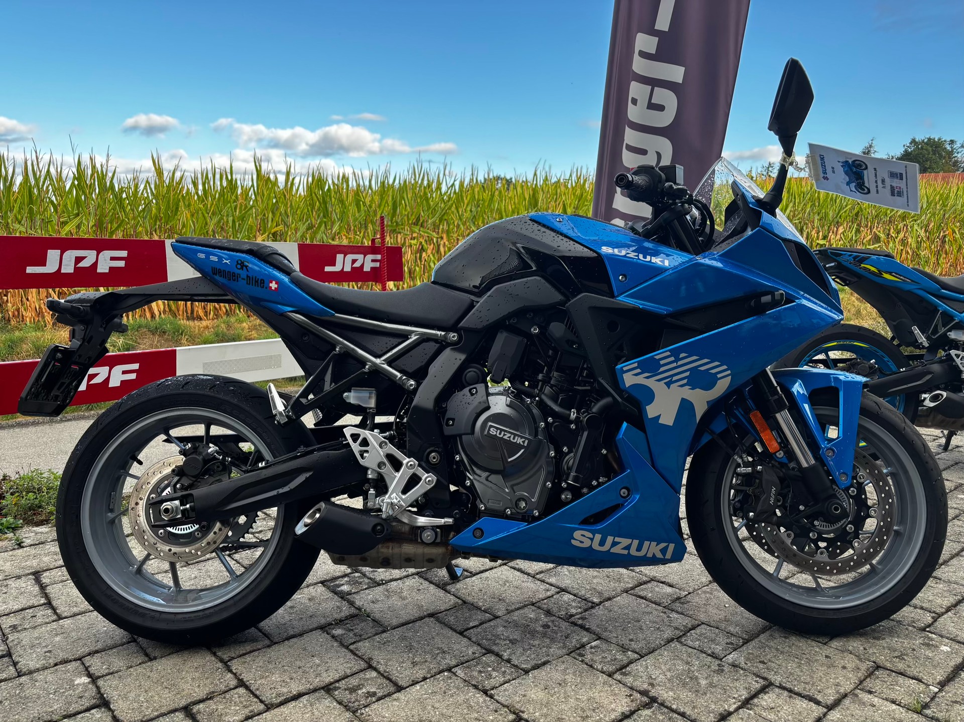SUZUKI GSX 8 R-image-0