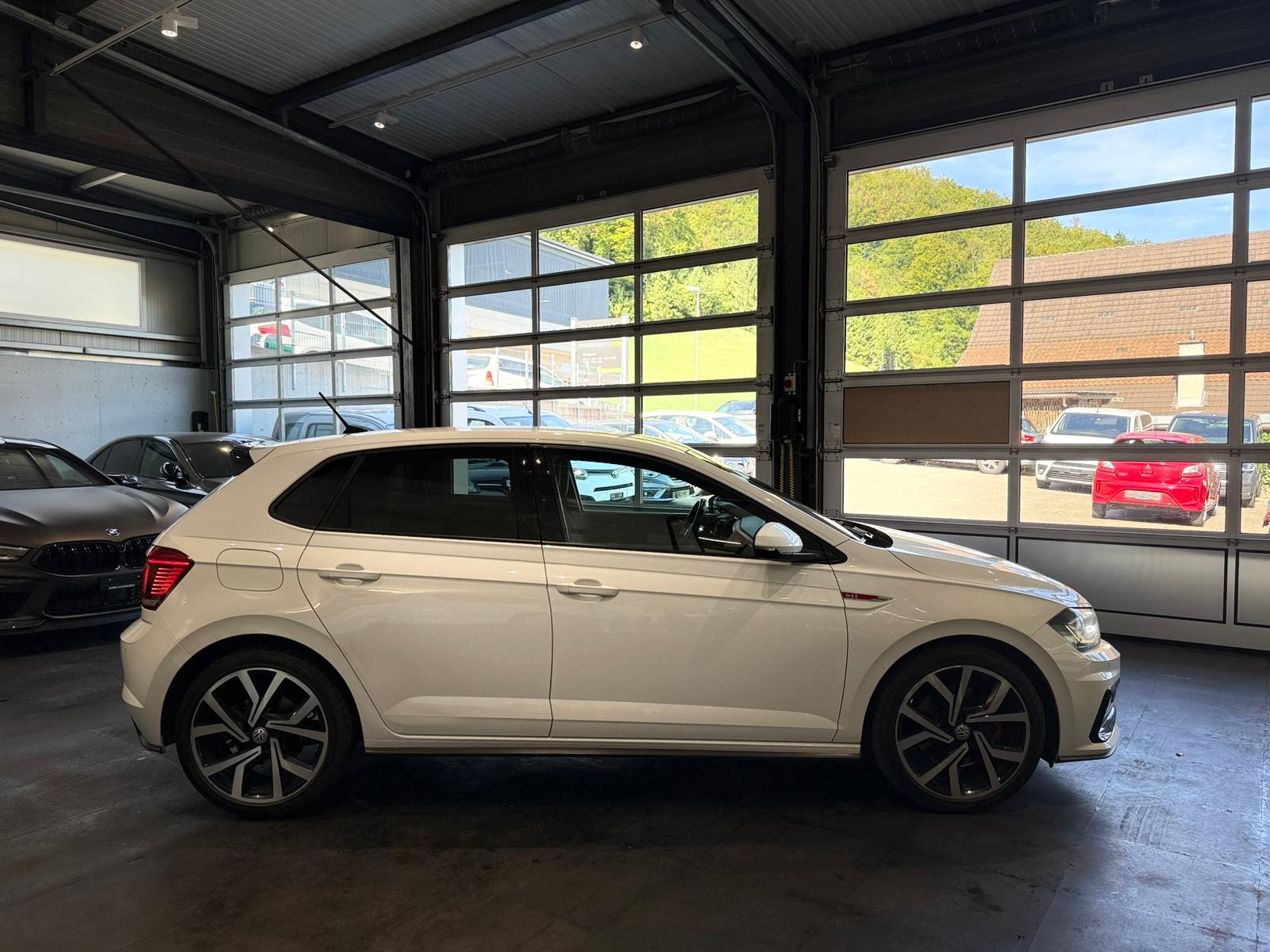 VW Polo 2.0 TSI GTI DSG-image-5