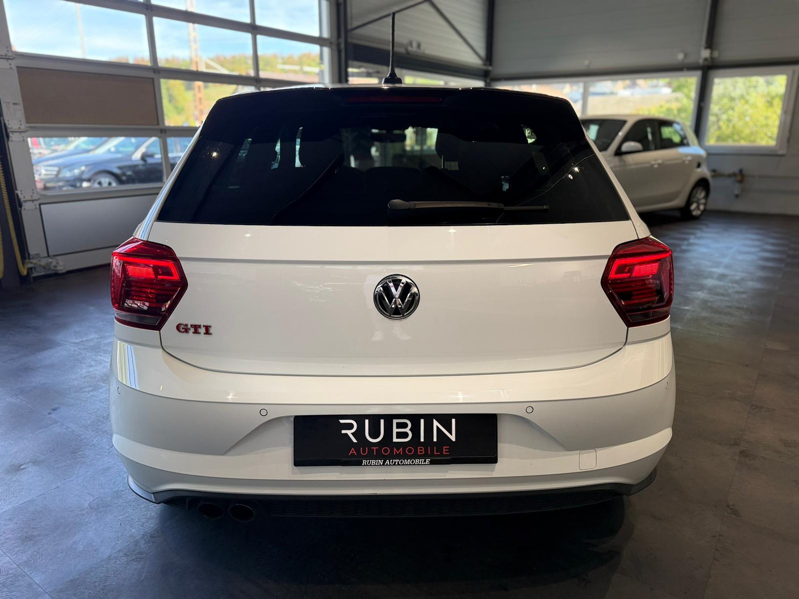 VW Polo 2.0 TSI GTI DSG-showroom-element-3