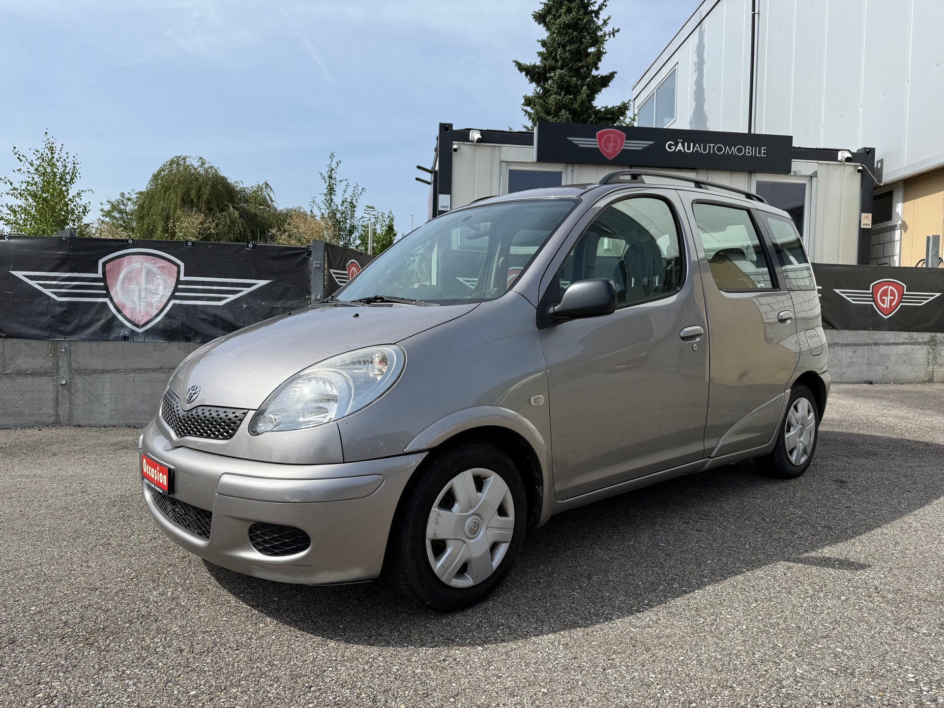 TOYOTA Yaris Verso 1.3 Linea Sol