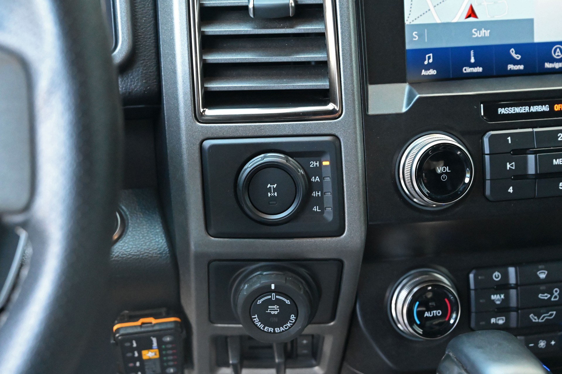 FORD F-150 Raptor SuperCab 3.5 EcoBoost V6 4x4-image-23