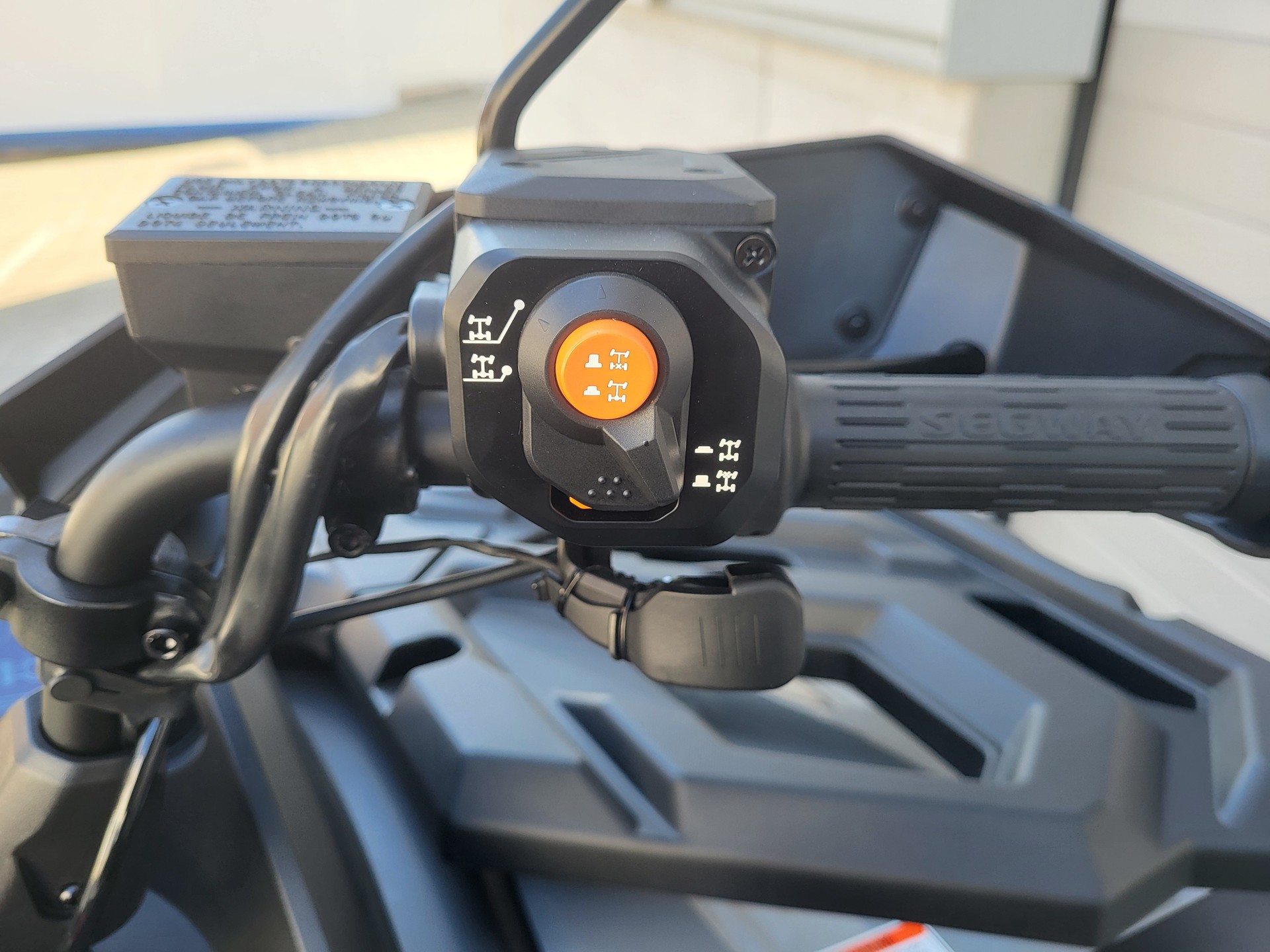 SEGWAY Snarler AT10 L DLX EPS-image-7
