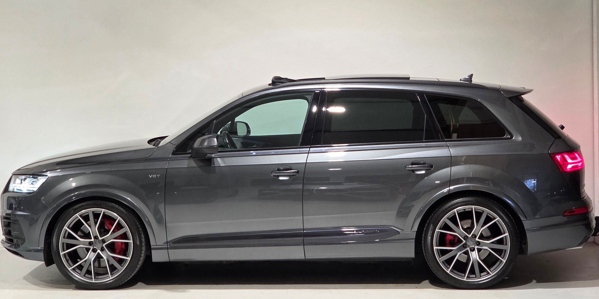 AUDI SQ7 4.0 TDI quattro tiptronic-showroom-element-1