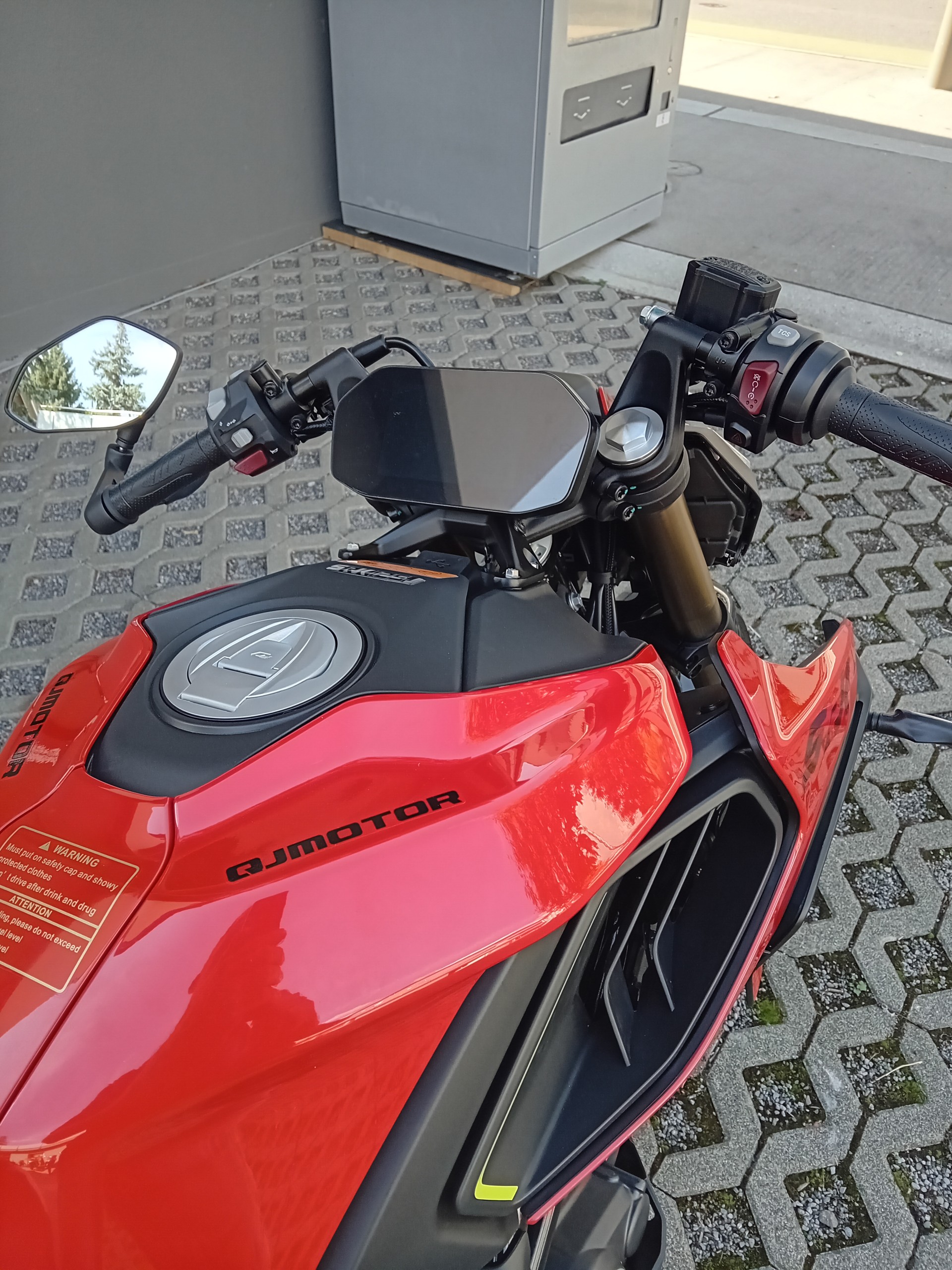 QJ SRK 125 S-image-1