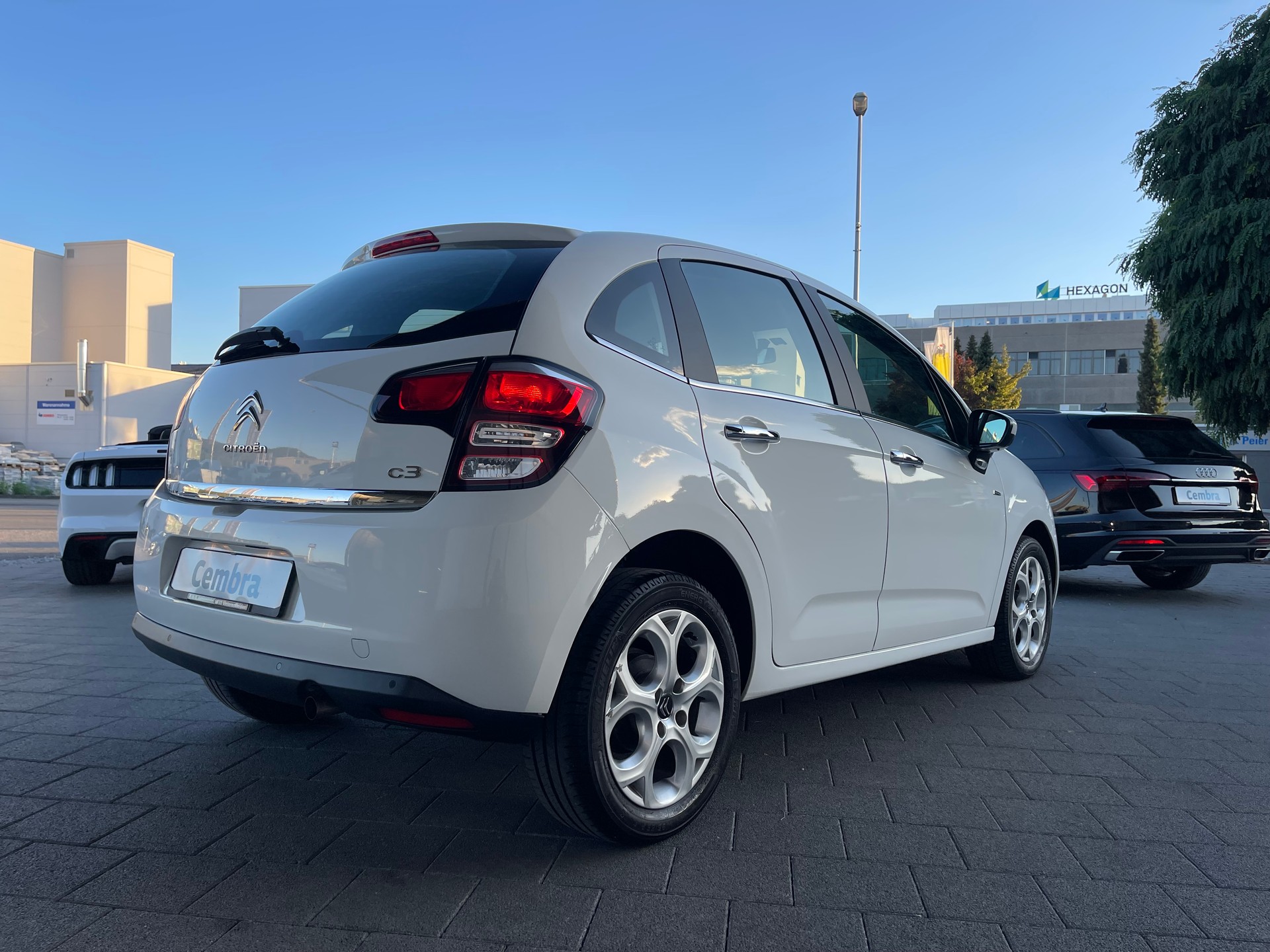 CITROEN C3 1.2i Exclusive ETG5-image-6