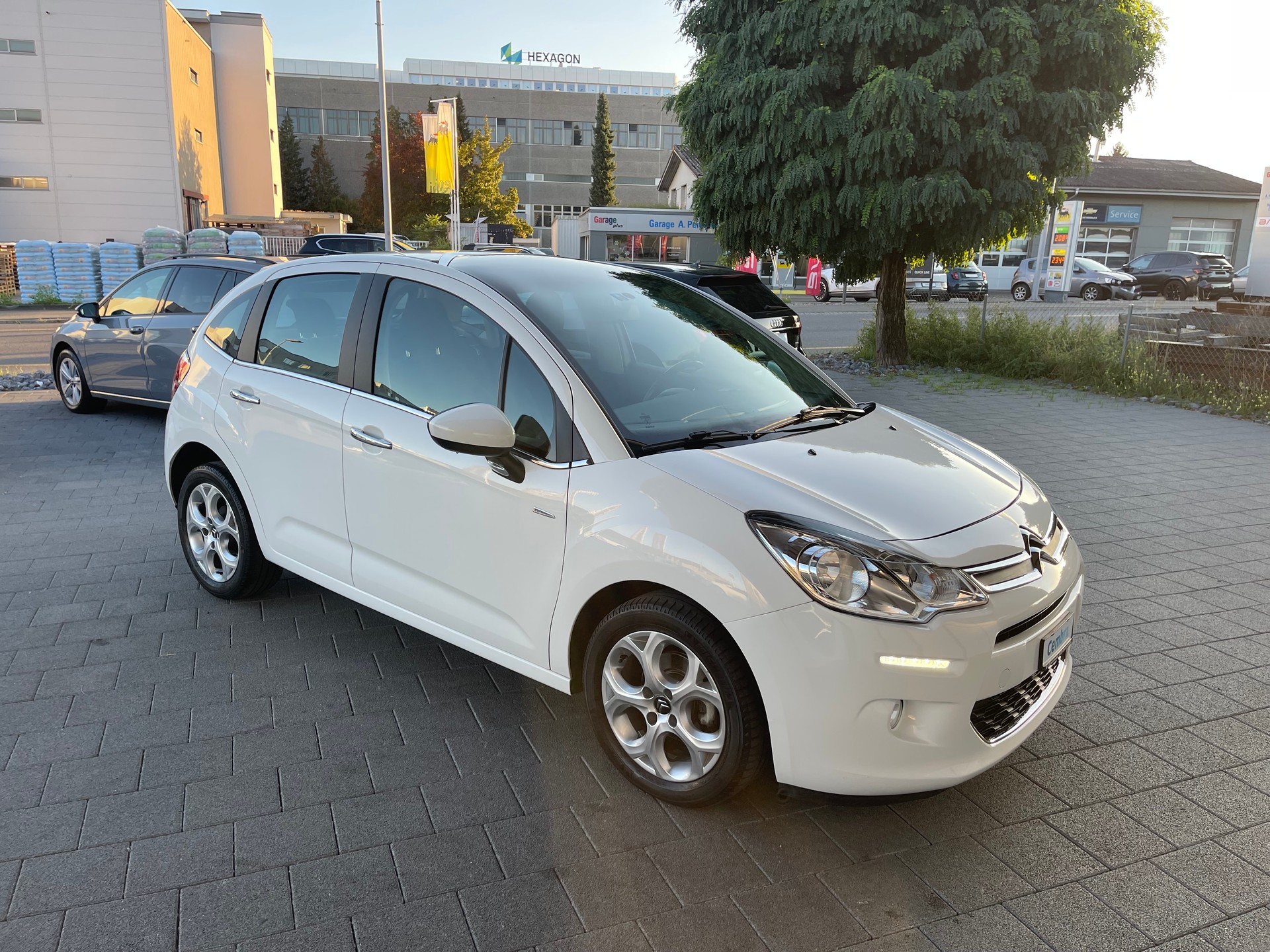 CITROEN C3 1.2i Exclusive ETG5-image-3