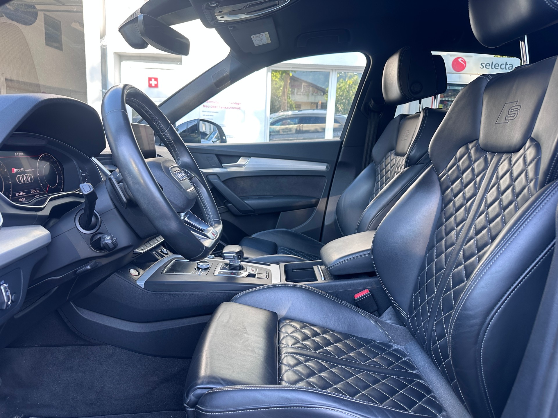 AUDI SQ5 3.0 TFSI quattro S-tronic-image-9