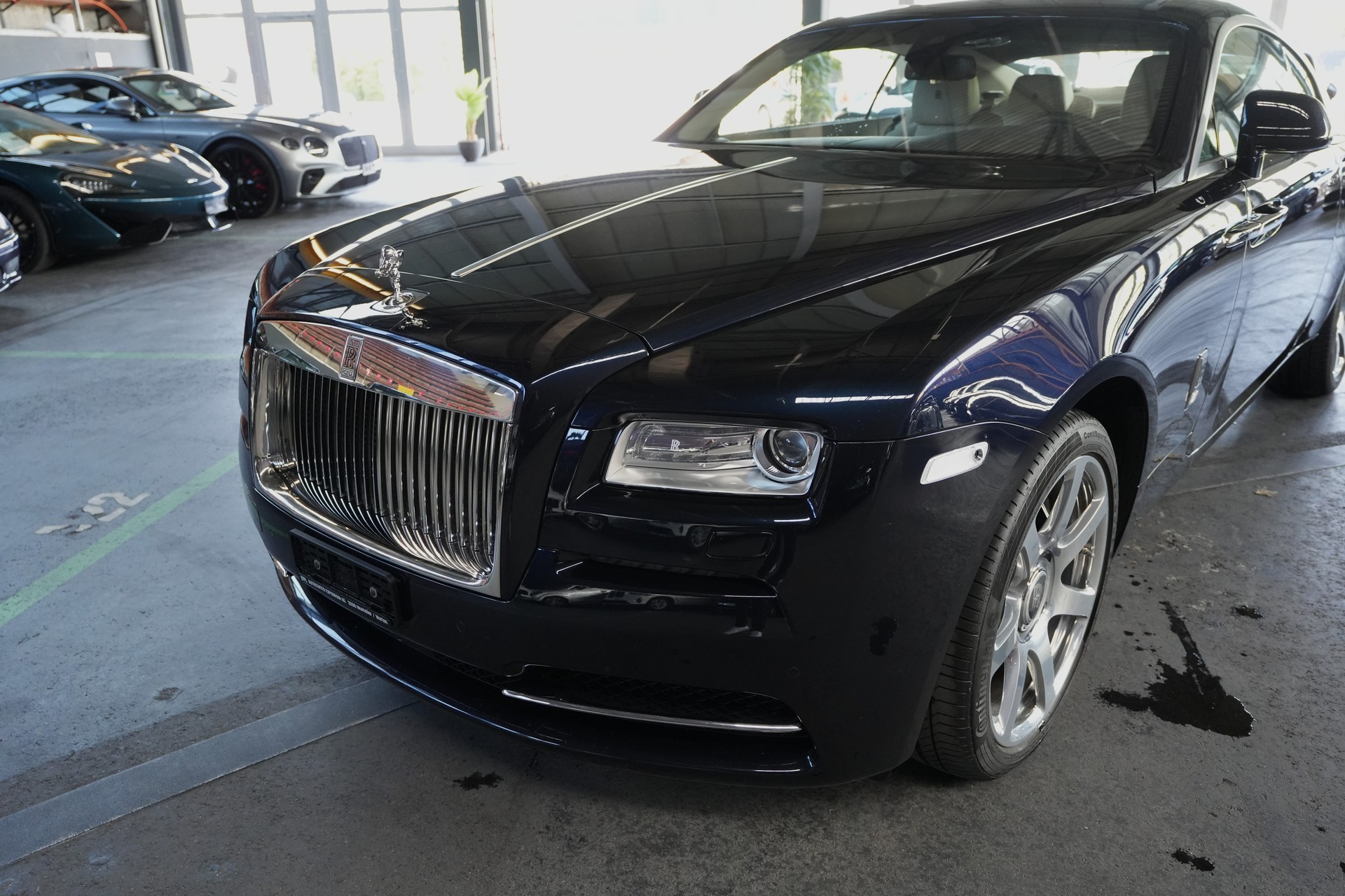ROLLS-ROYCE Wraith 6.6 V12-showroom-element-3