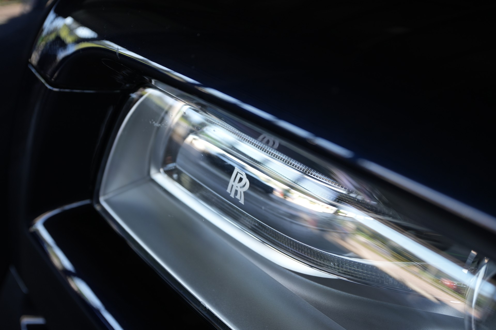 ROLLS-ROYCE Wraith 6.6 V12-image-5