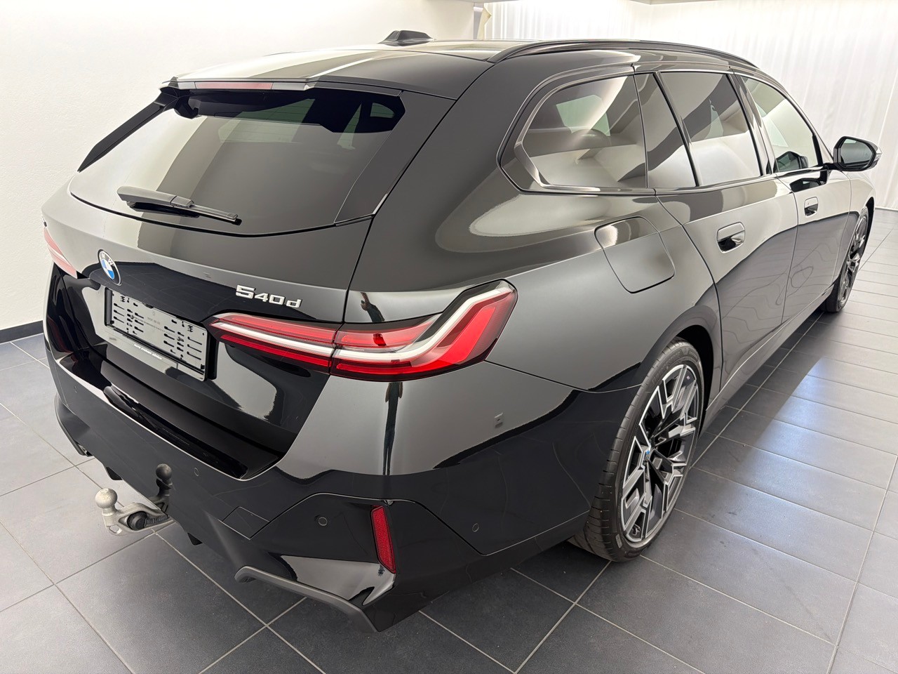 BMW 540d xDr 48V Tour M.S.Pro-showroom-element-2